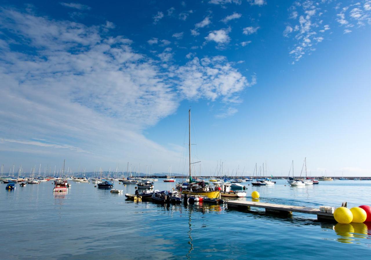 3 Bed in Brixham oc-sdbell
