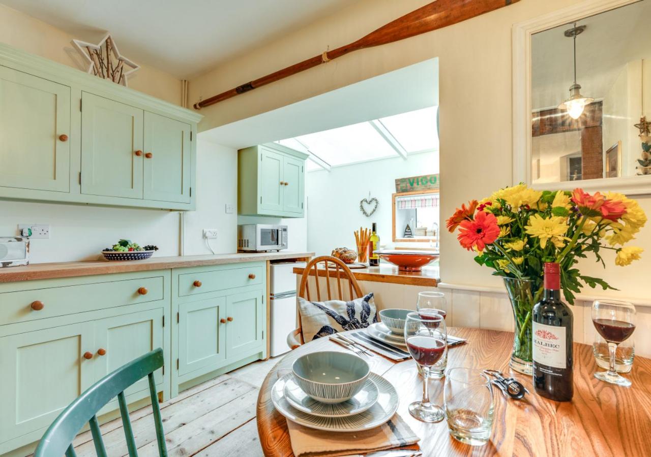 2 Bed in Shaldon oc-starco