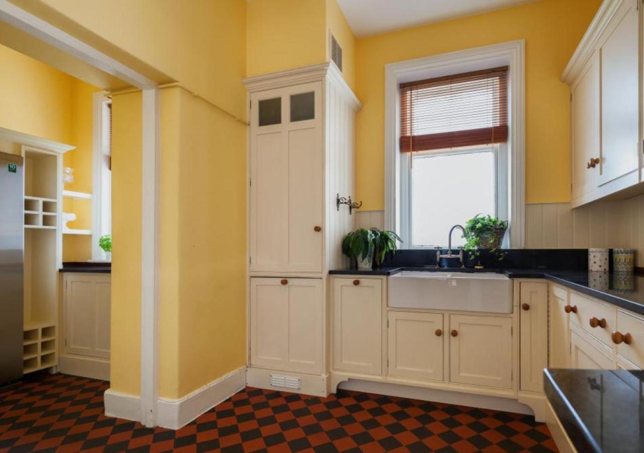 8 Bed in Brixham oc-wolbho