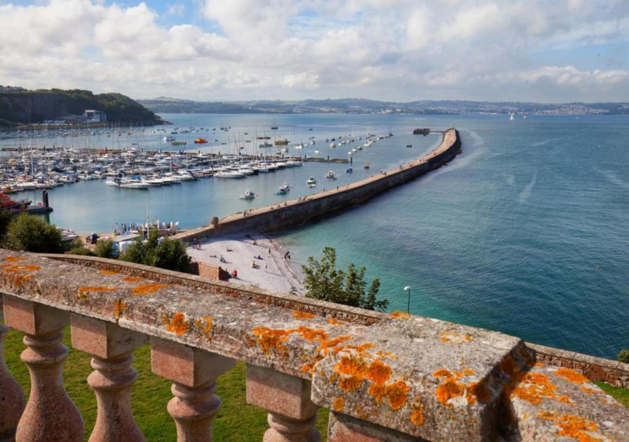 8 Bed in Brixham oc-wolbho