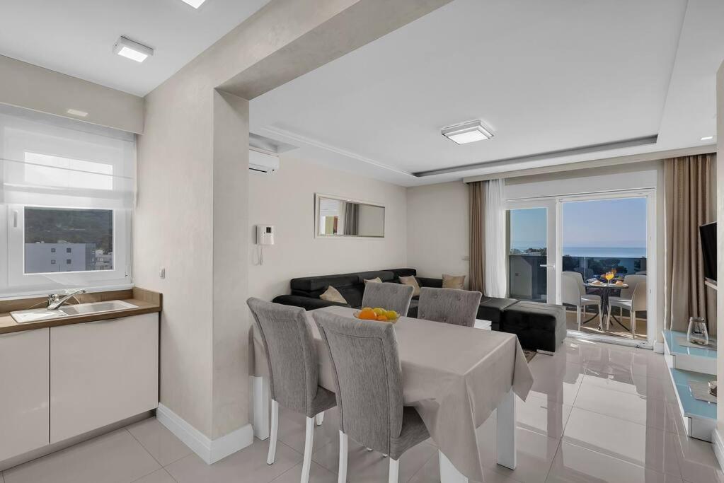 Apartment Hrvoje -nur 50m bis zum Meer - Makarska Exklusiv