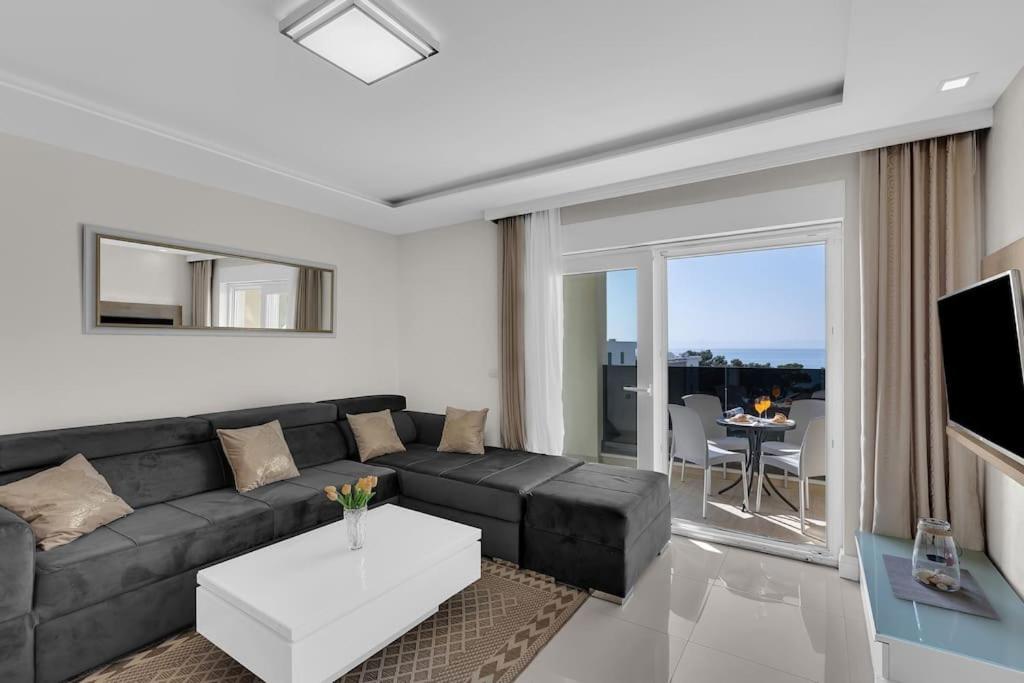 Apartment Hrvoje -nur 50m bis zum Meer - Makarska Exklusiv