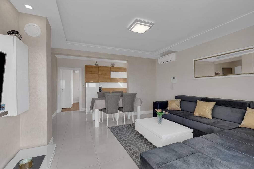 Apartment Hrvoje -nur 50m bis zum Meer - Makarska Exklusiv photo 2