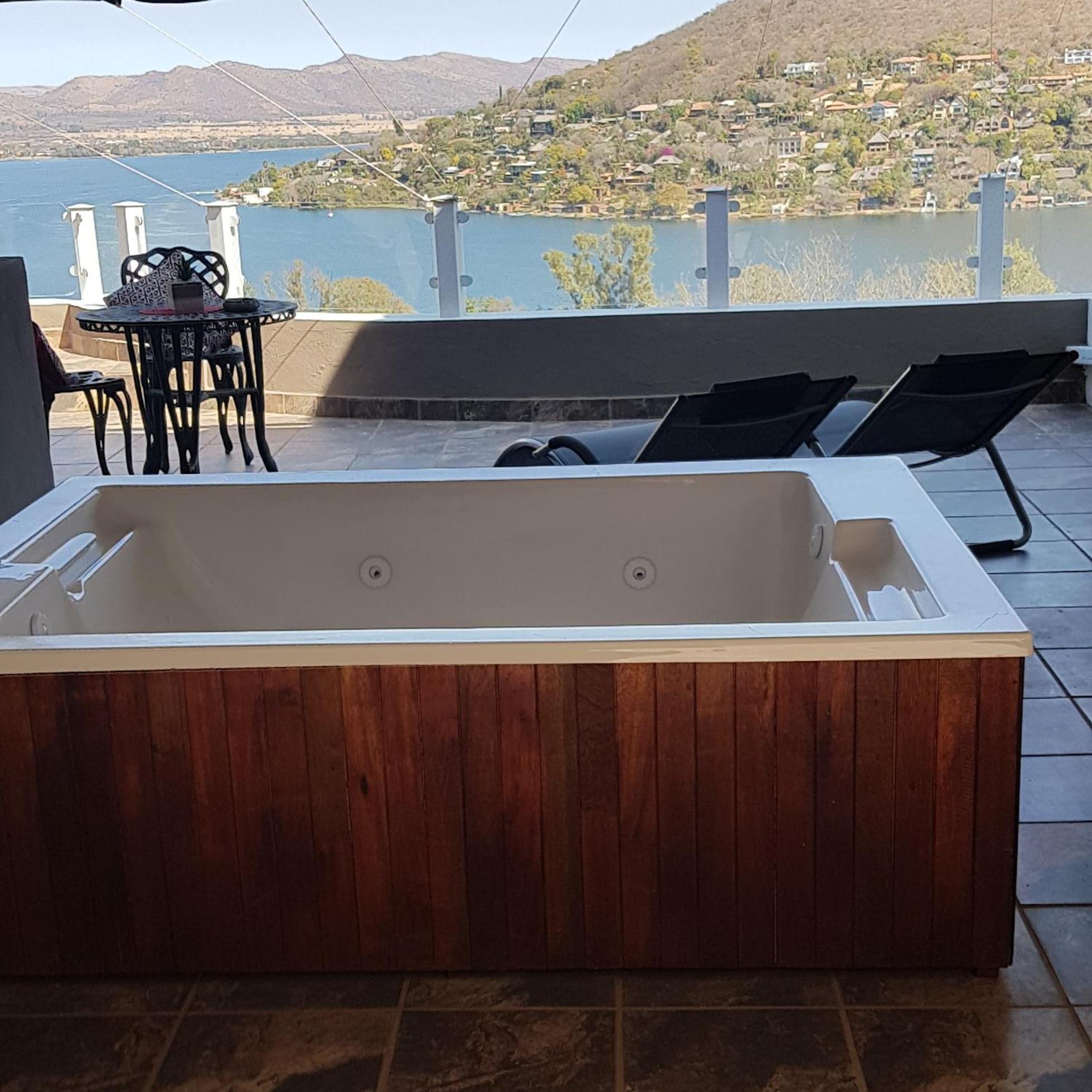 El Shadai Guest House & Spa Hartbeespoort view 2