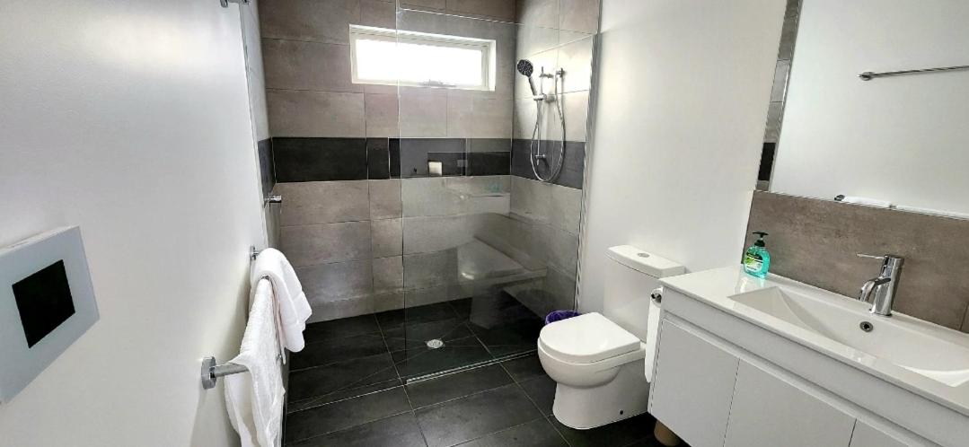 Beach Getaway - Blessington Villa