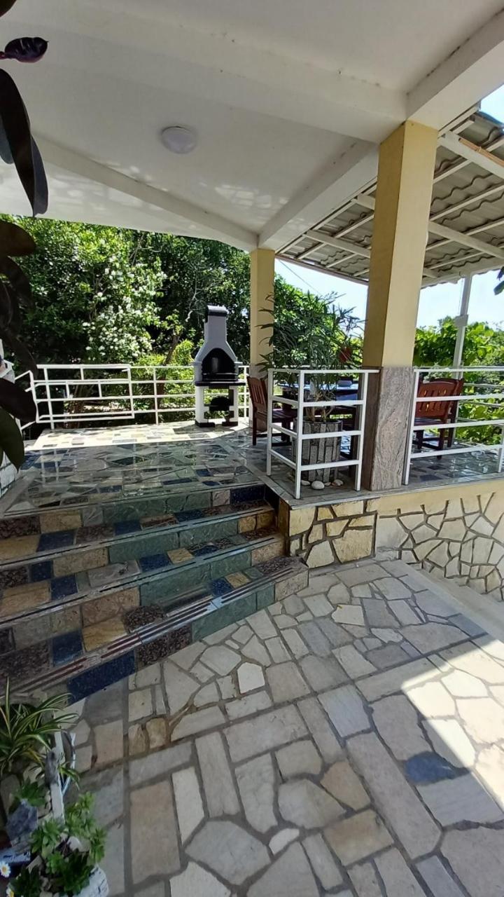 Photo 49