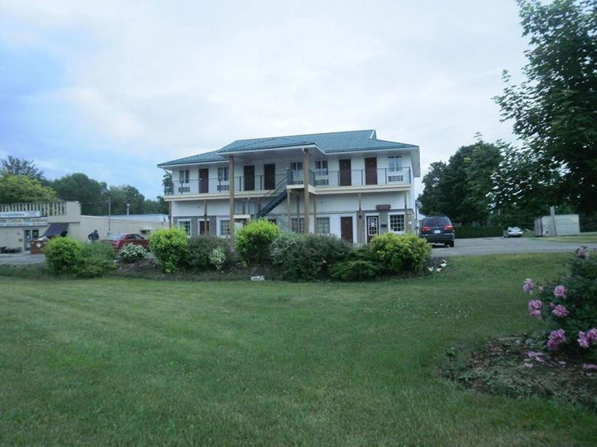 Orillia Vacations - Bayview Inn Orillia - Property Image 9