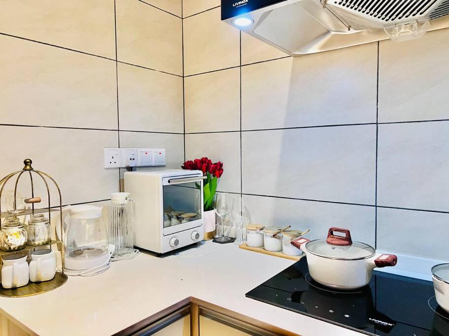 Hanns Spacious Balcony&SwimPool with FREE Netflix-6pax photo 6