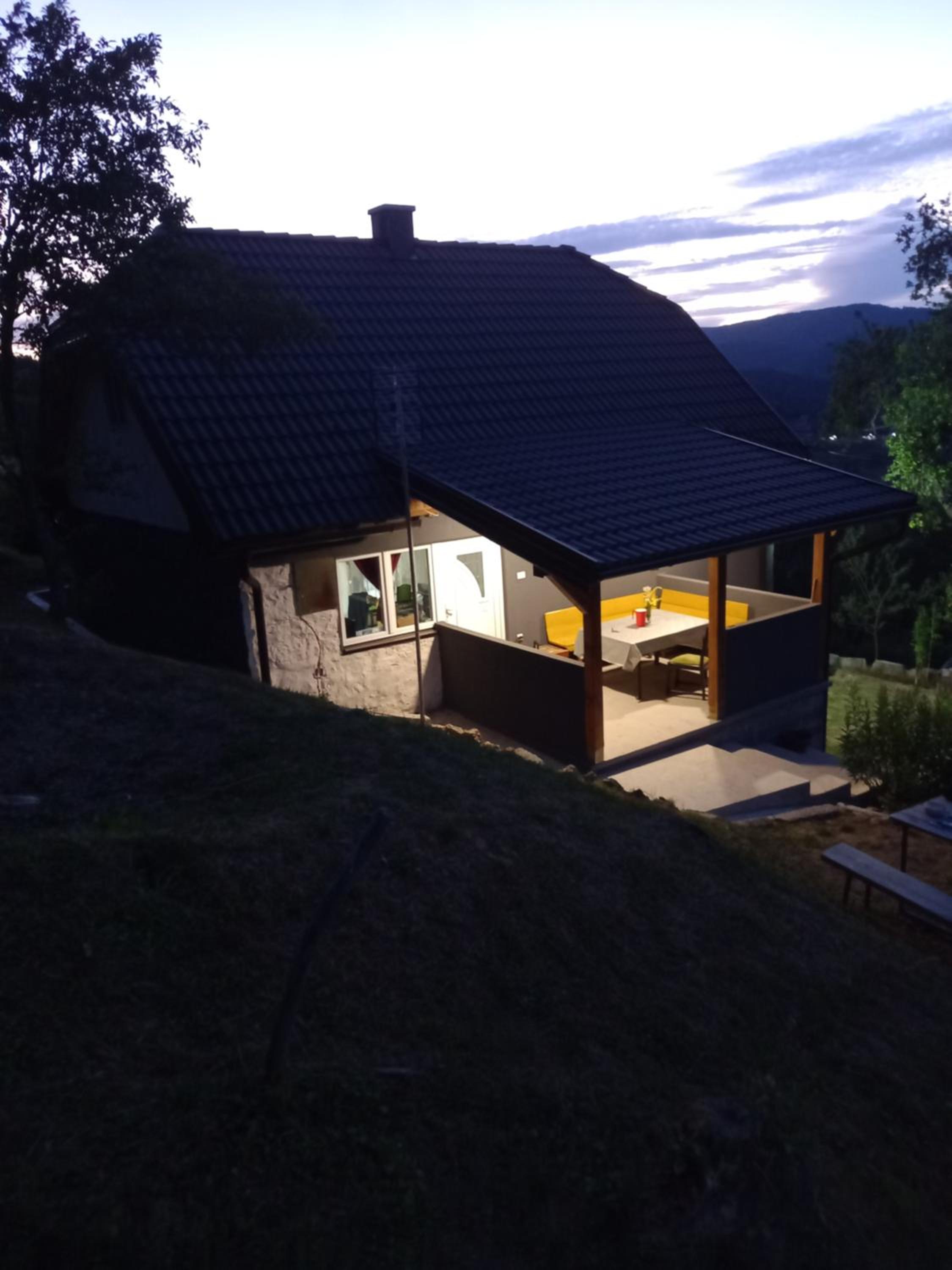Photo 19