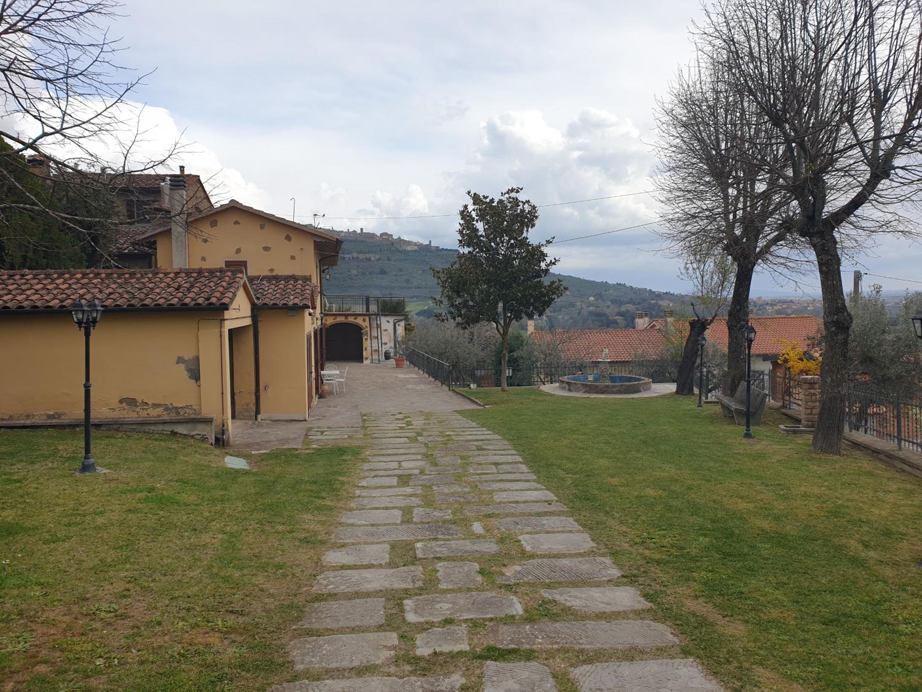 B&B Il Mandorlo view 2
