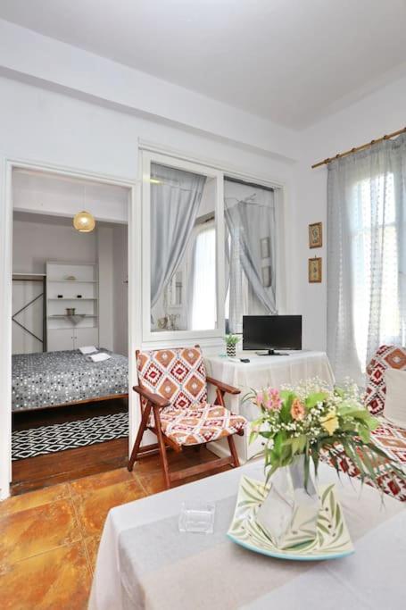 Nest Apartment at the port