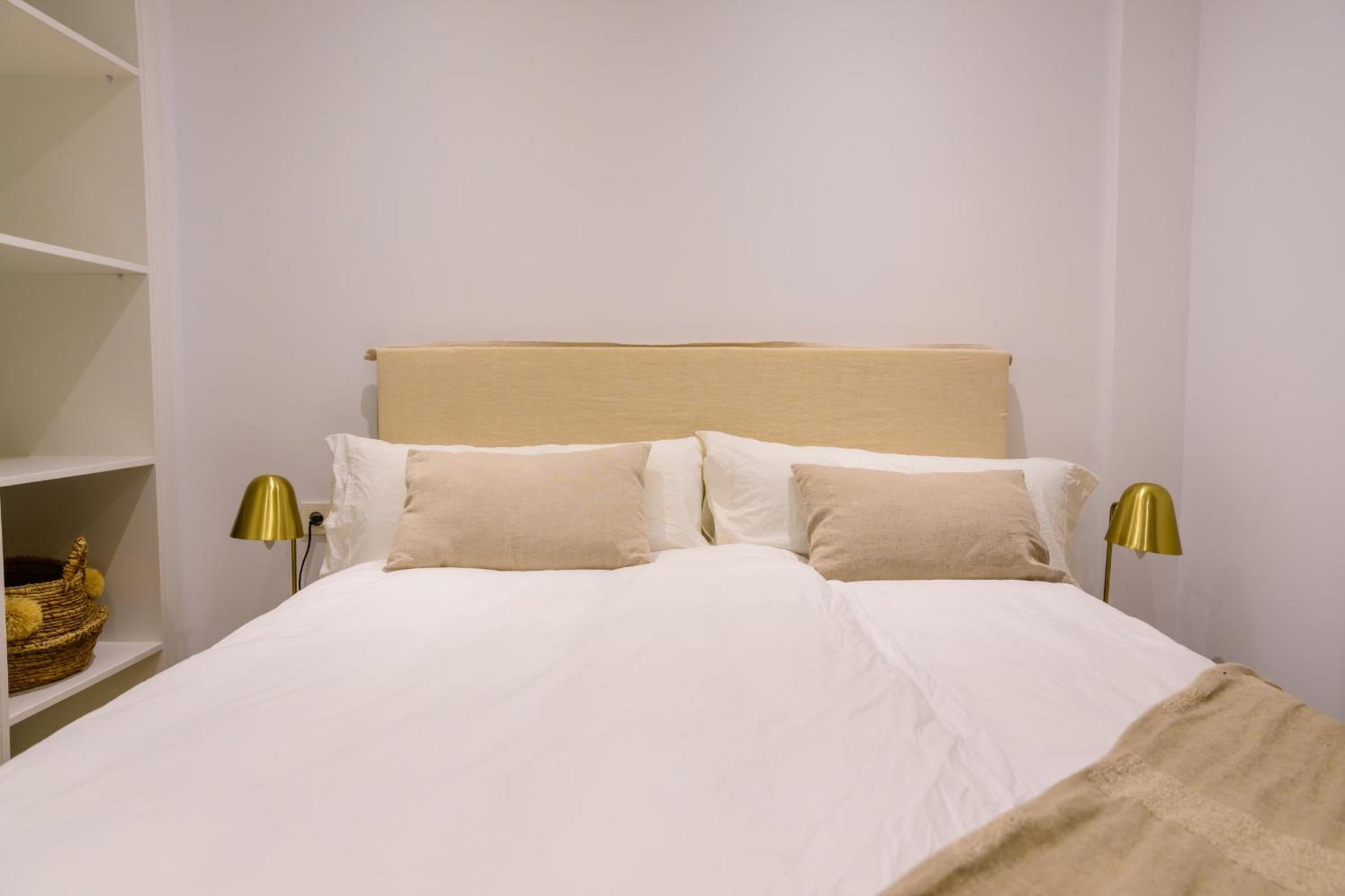 Impressive brand new townhouse in El Romeral Calahonda photo 2