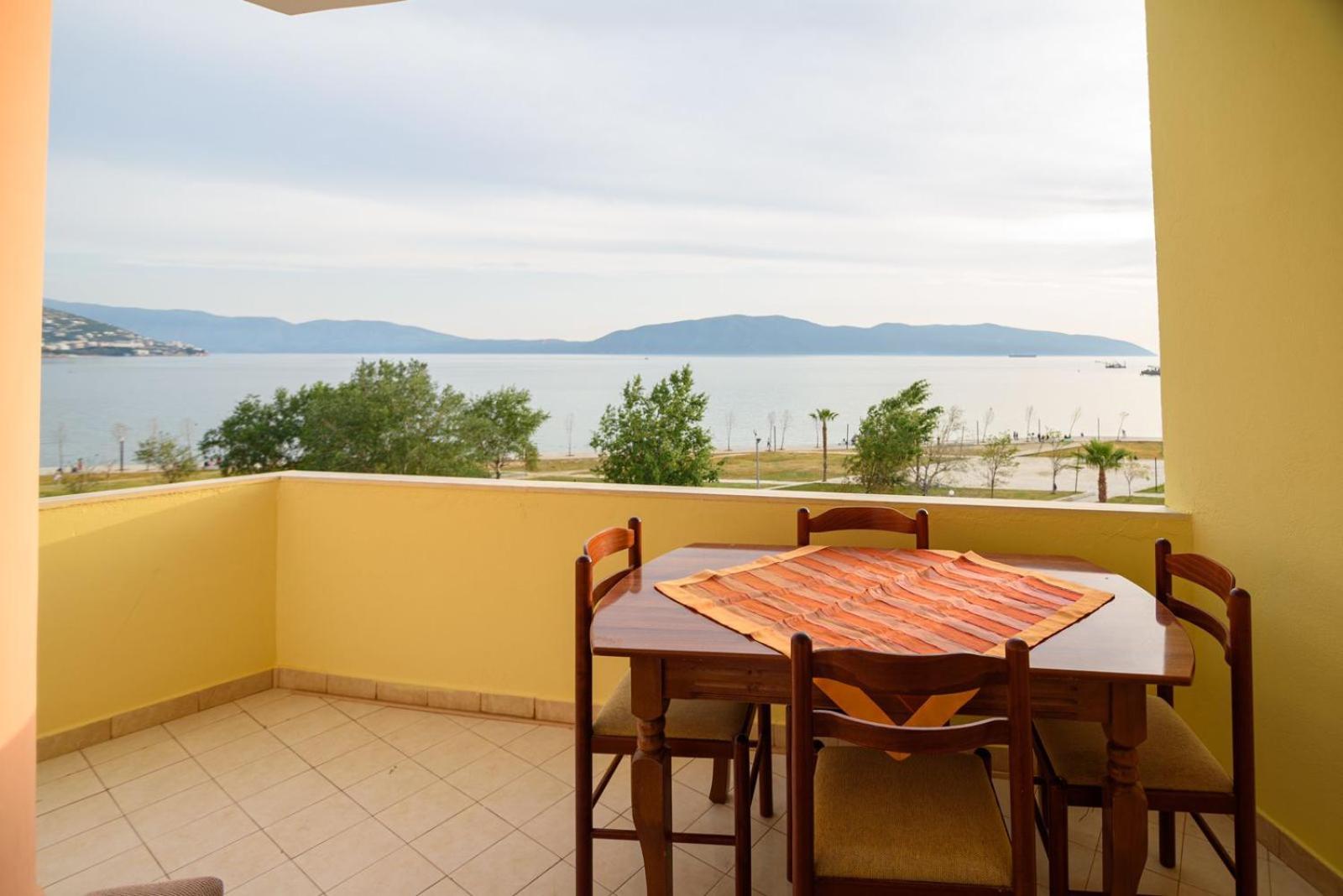 Enjoy Summer Vlora