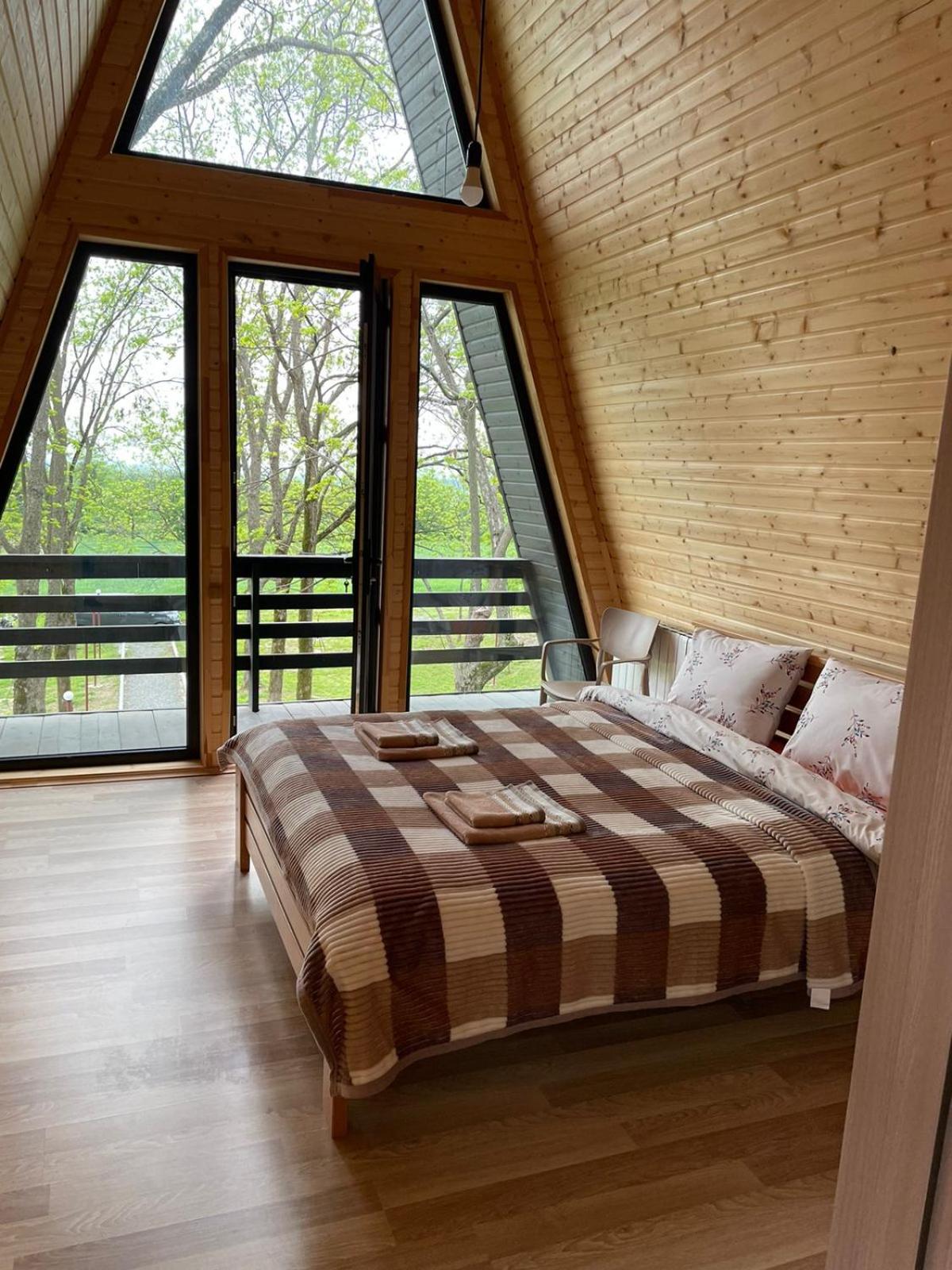 Gurgeniani Twin Cottages