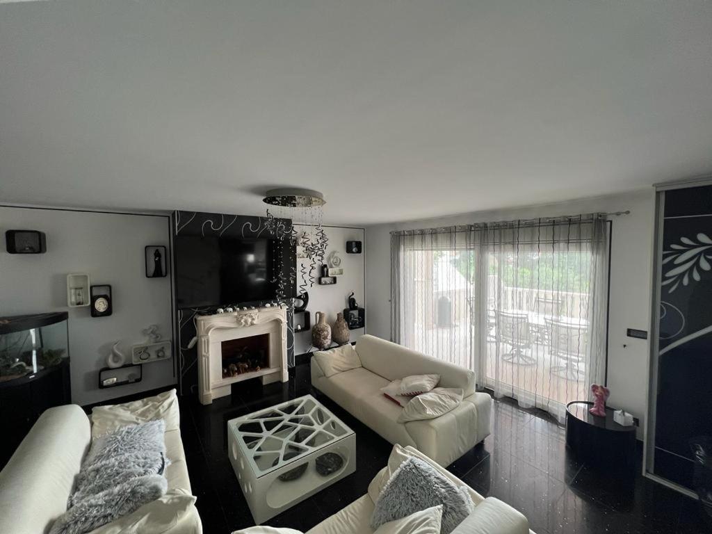 Photo 42