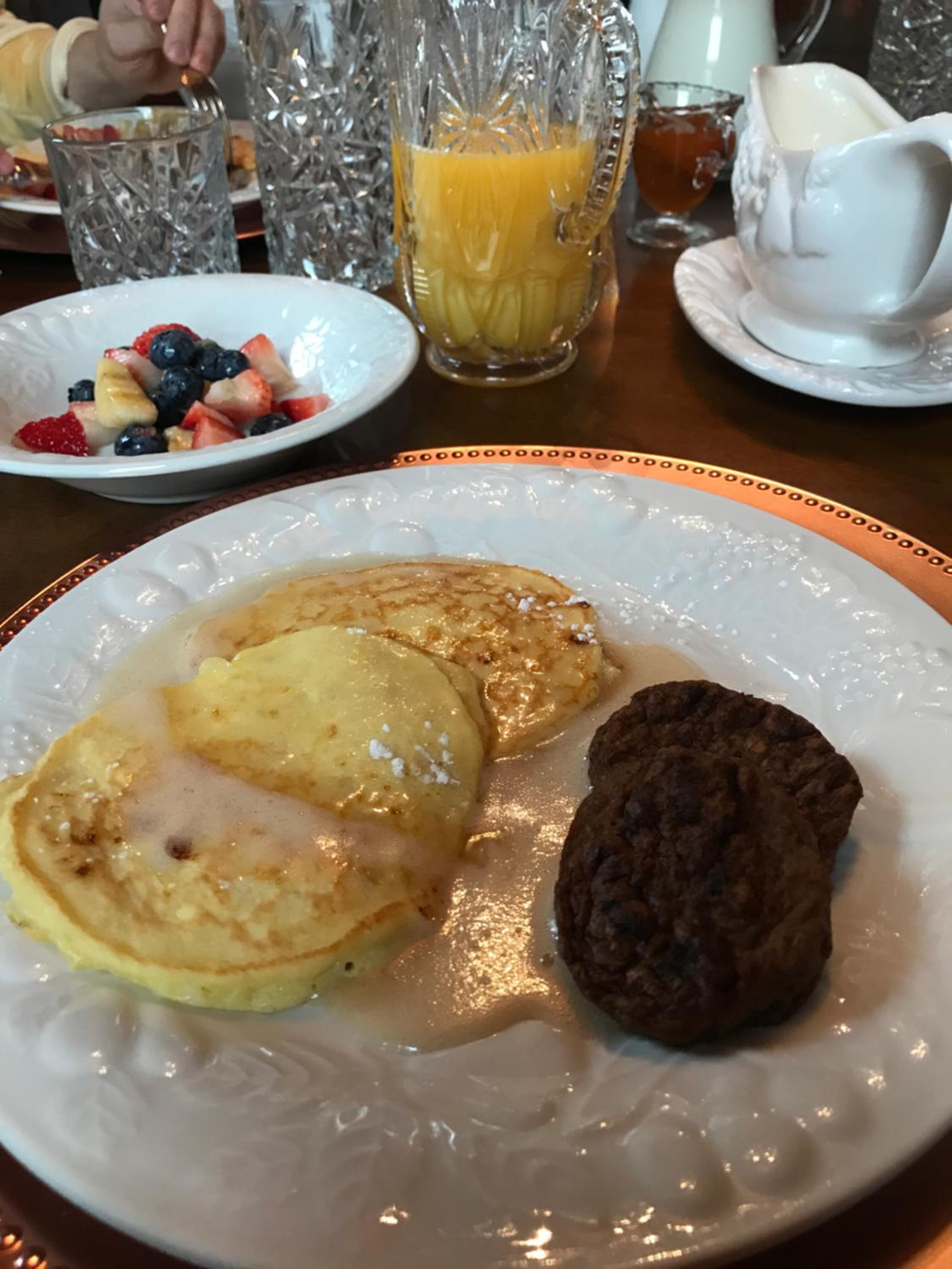 The Nauvoo Grand Bed  Breakfast - Property Image 11