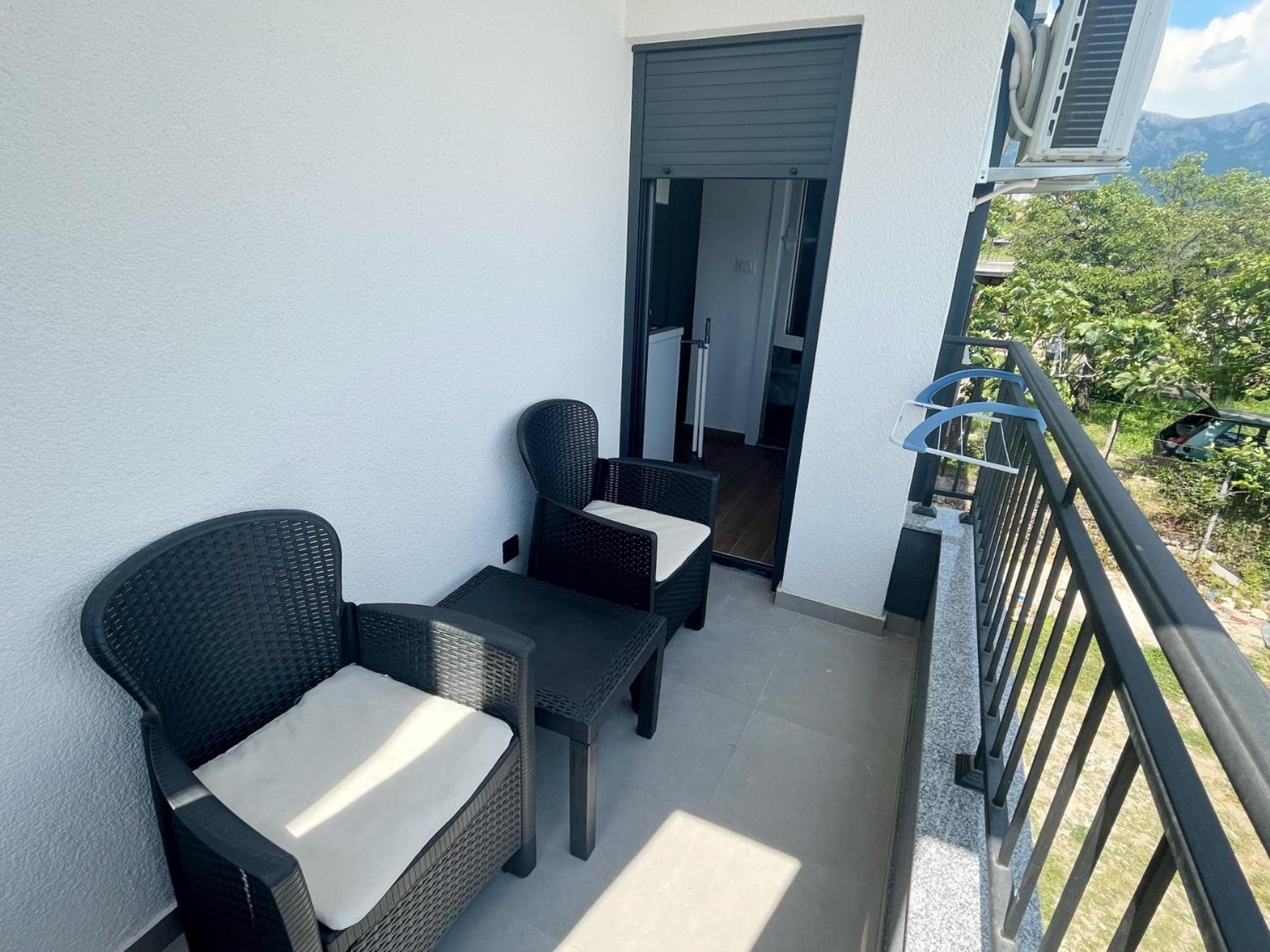 Lana apartmani