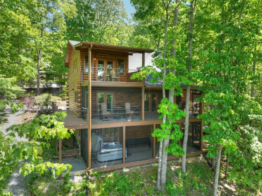 Cedar Ridge Retreat w Fire Pit Hot Tub Mtn View view 4