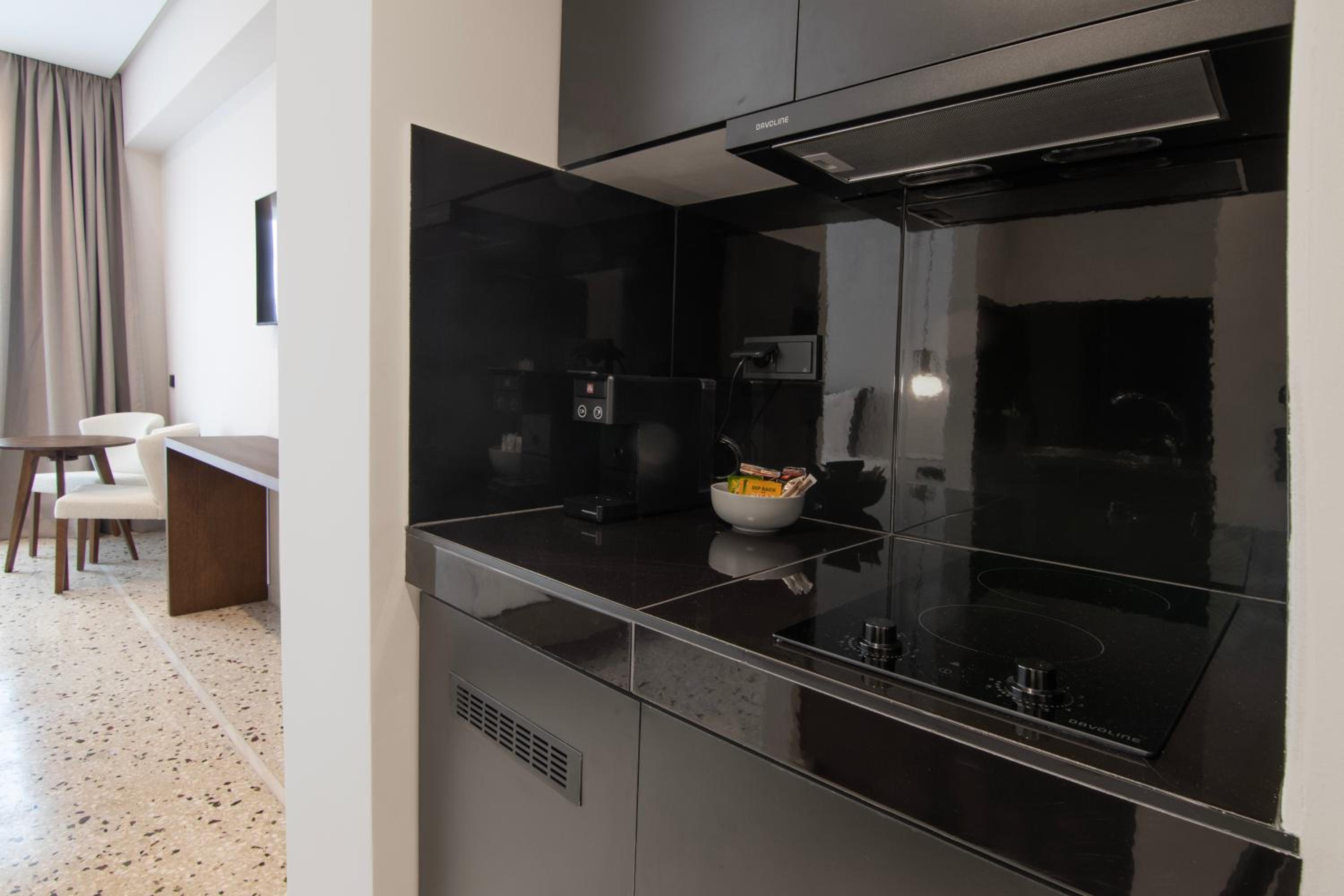 Mythodea Athens Suites