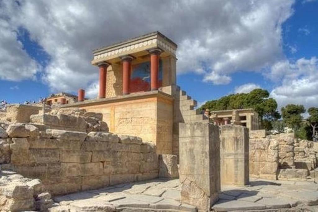 Traditional stone house camari