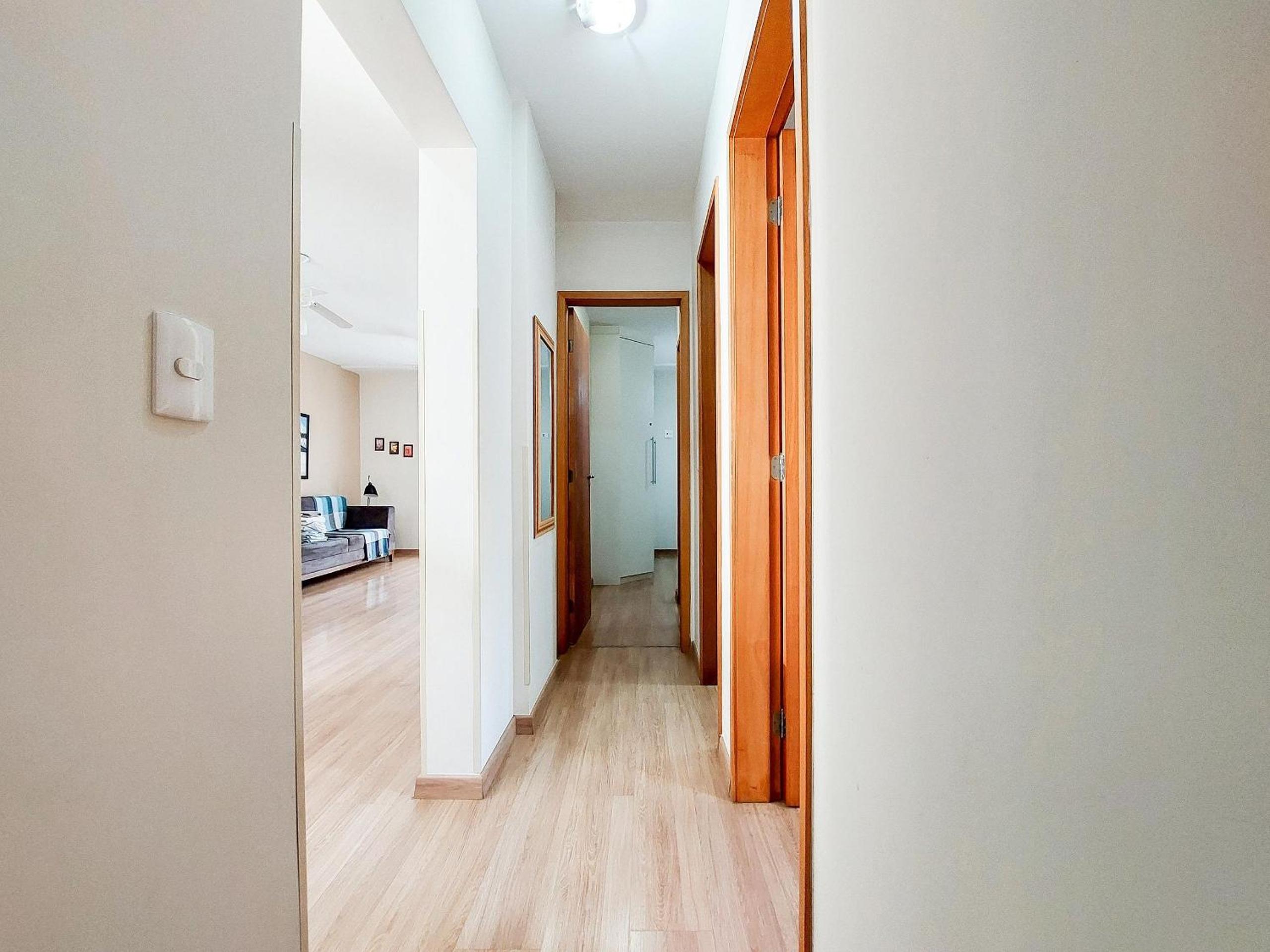 Apto 3 quartos, sacada, churrasqueira e garagem