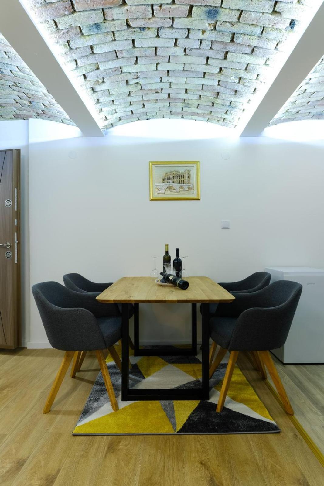 All seasons apartments Sarajevo with free parking