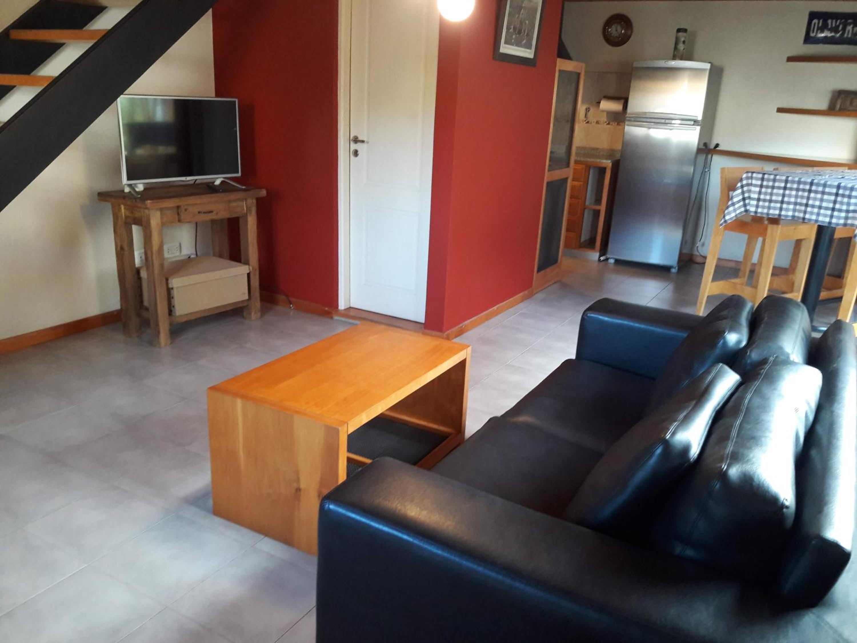 Cálido departamento 2 dormitorios - Céntrico