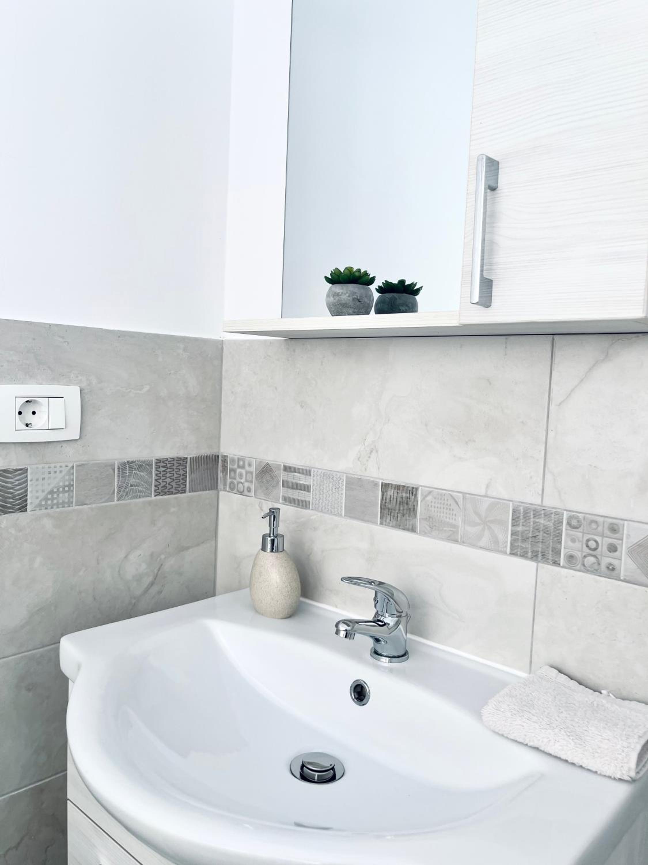 Express Estates Suceava view 4