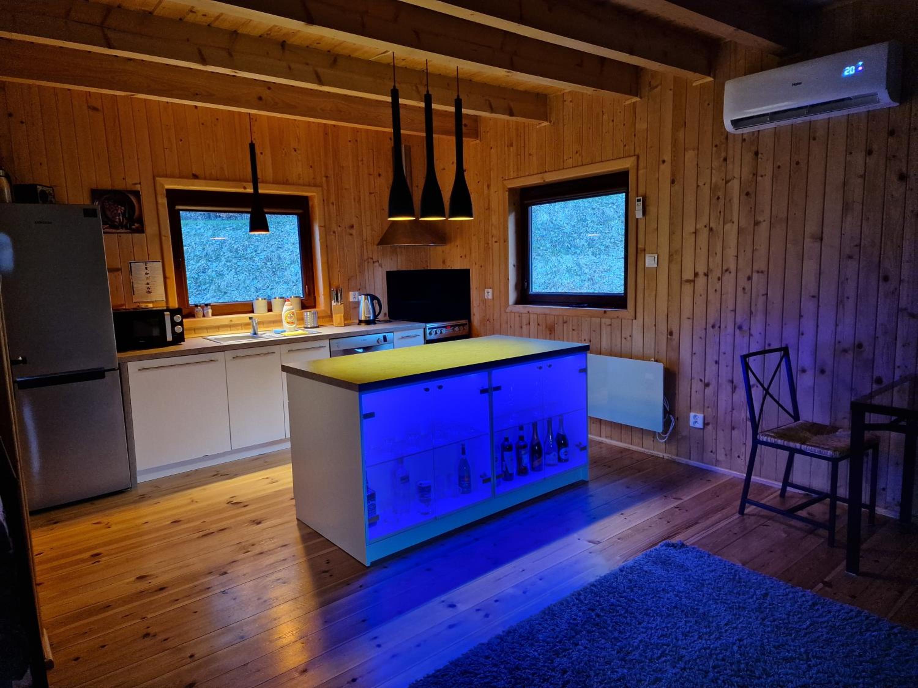 Mana Village - Jacuzzi & Sauna view 3
