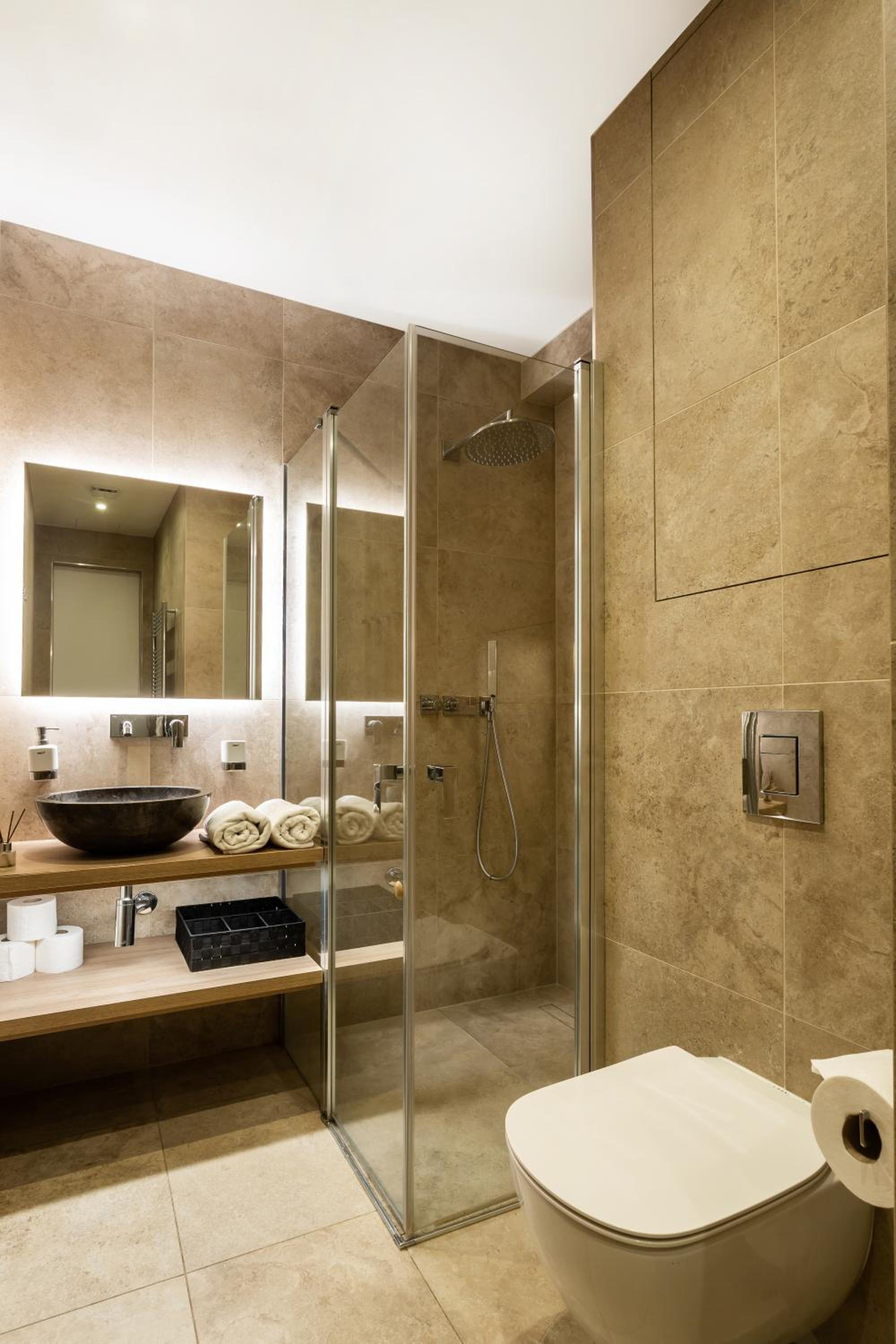 Luxury Prague Riverside Apartment