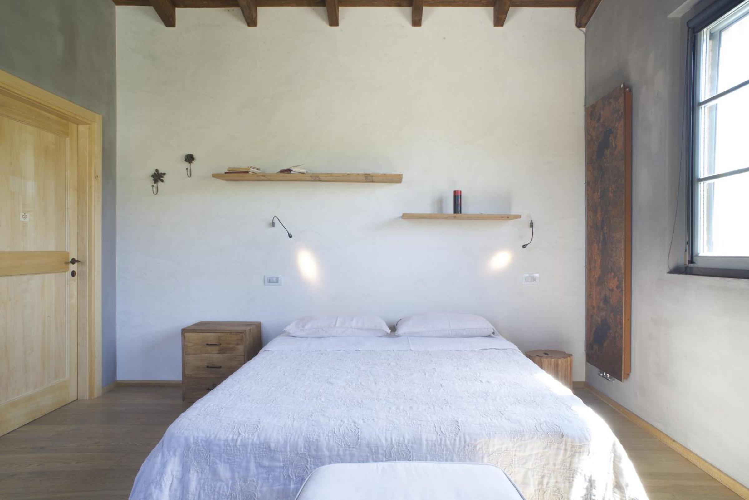 Coroncina photo 2