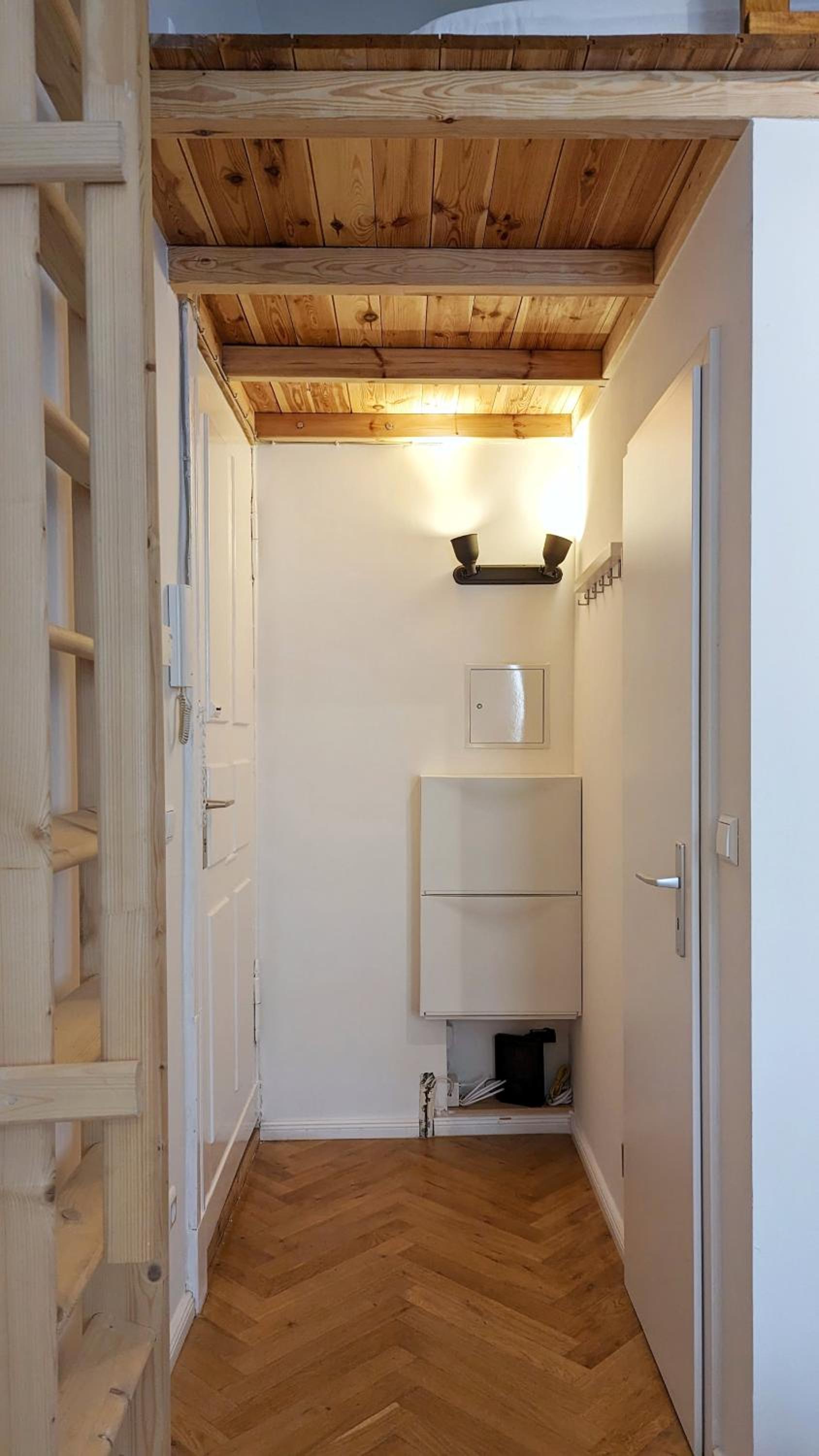 Central, cozy, designed 1-BR Apt at Akazienkiez