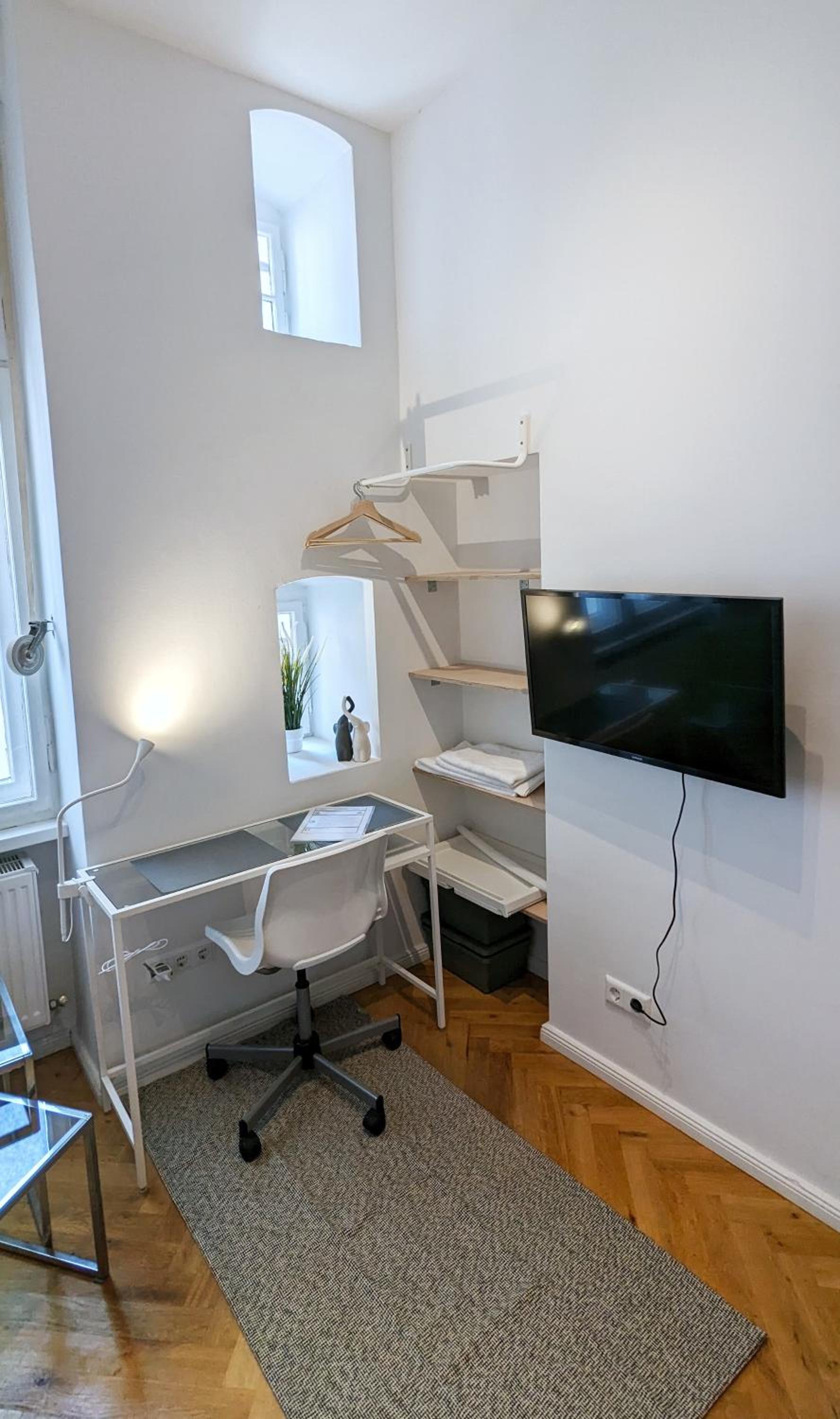 Central, cozy, designed 1-BR Apt at Akazienkiez