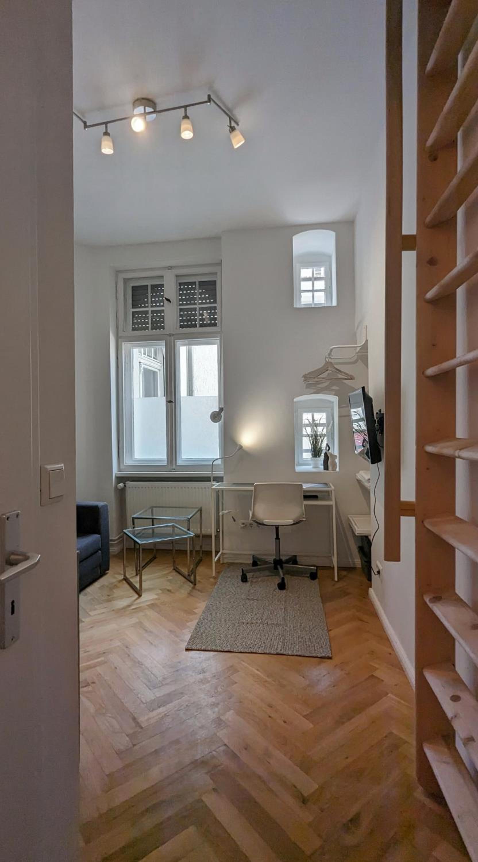 Central, cozy, designed 1-BR Apt at Akazienkiez
