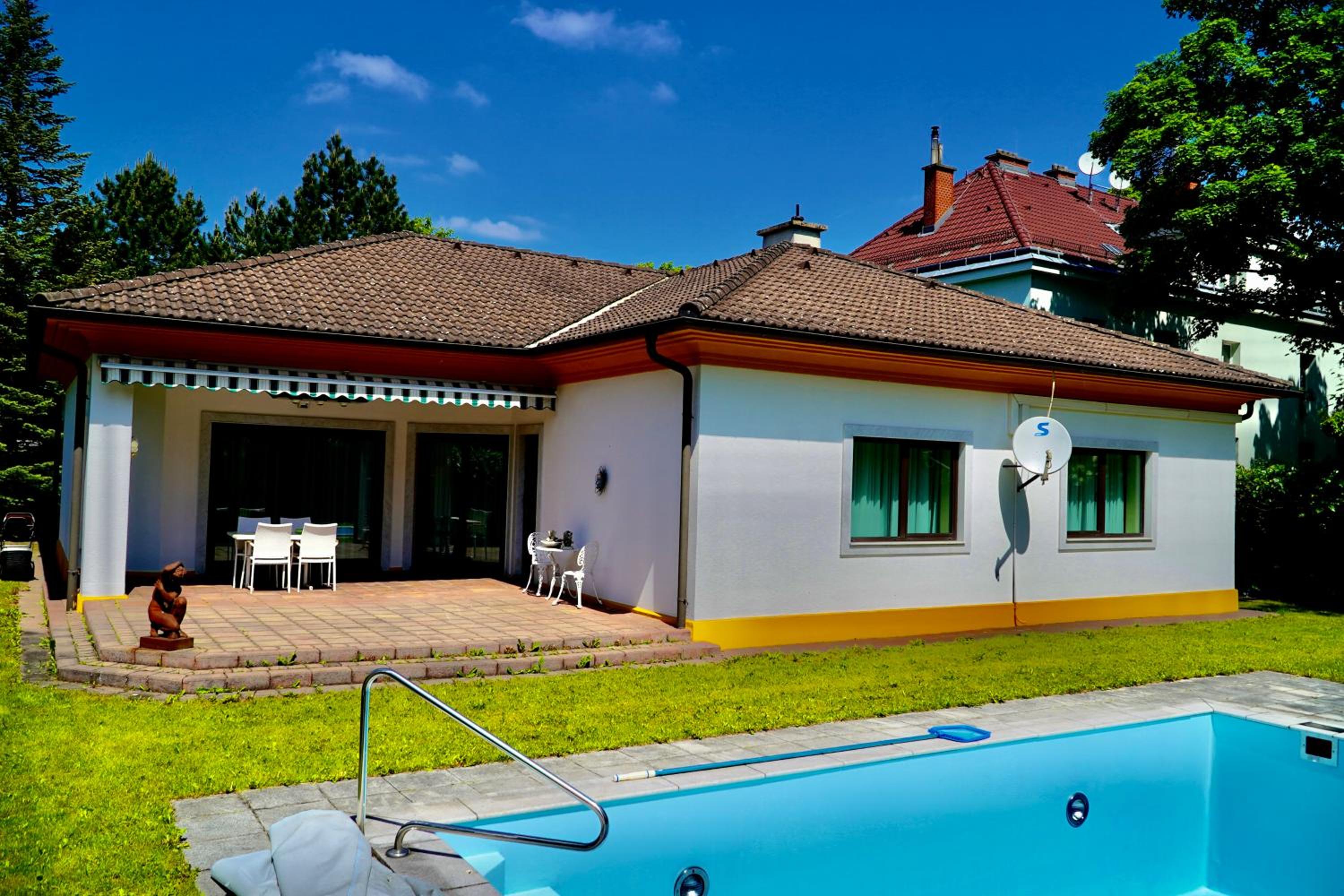 Schönbrunn Villa ZM