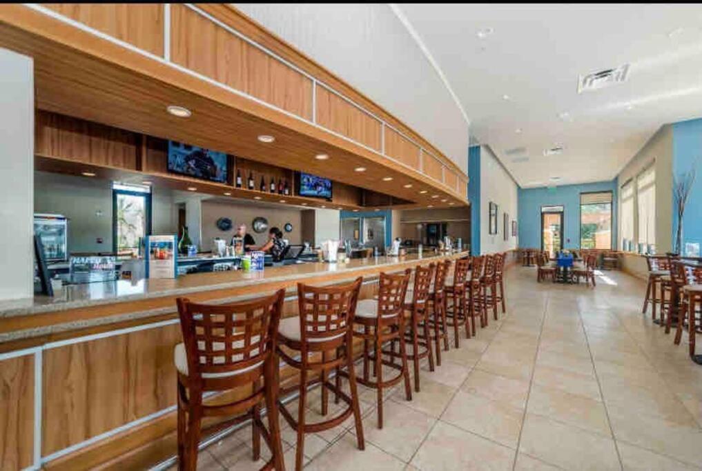 AMAZING vacation house .Mins to Disney Regal oasks