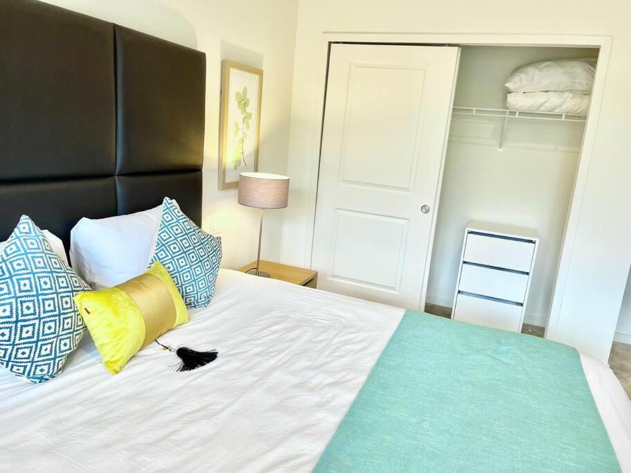 AMAZING vacation house .Mins to Disney Regal oasks