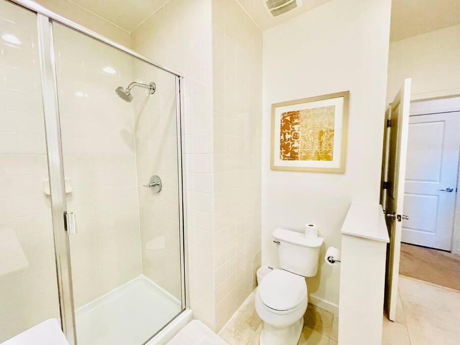 AMAZING vacation house .Mins to Disney Regal oasks