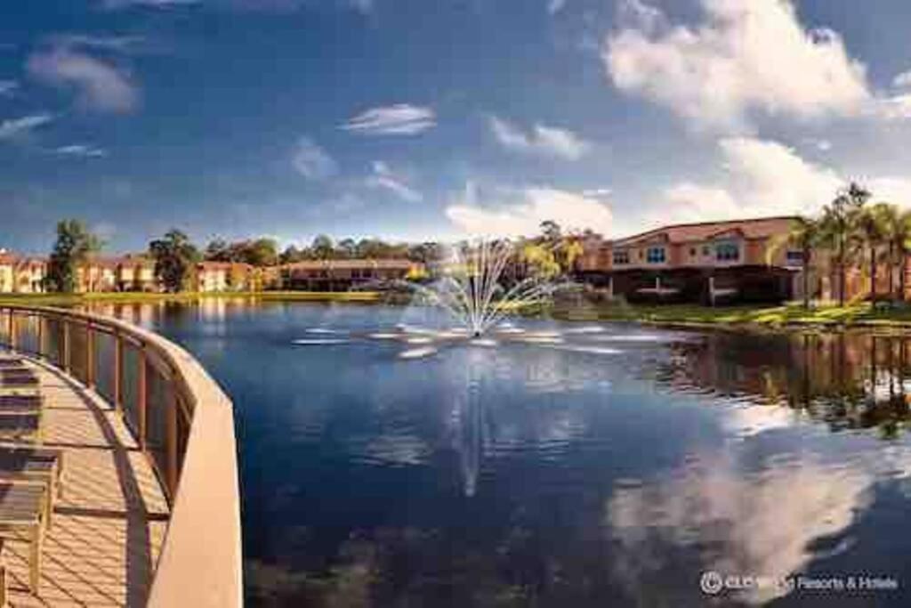 AMAZING vacation house .Mins to Disney Regal oasks