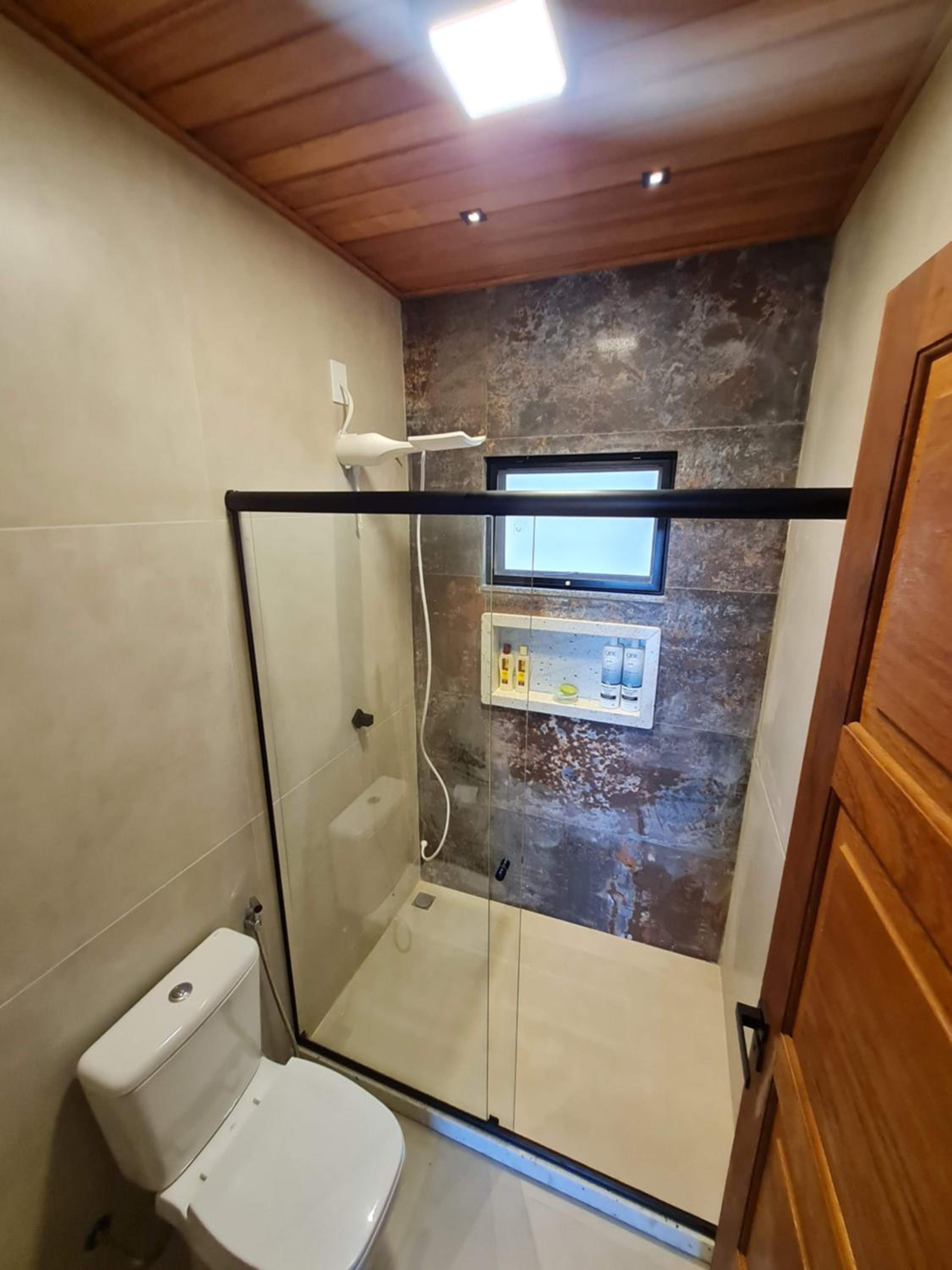 Linda Casa de Campo com Piscina na Rota dos Ipês