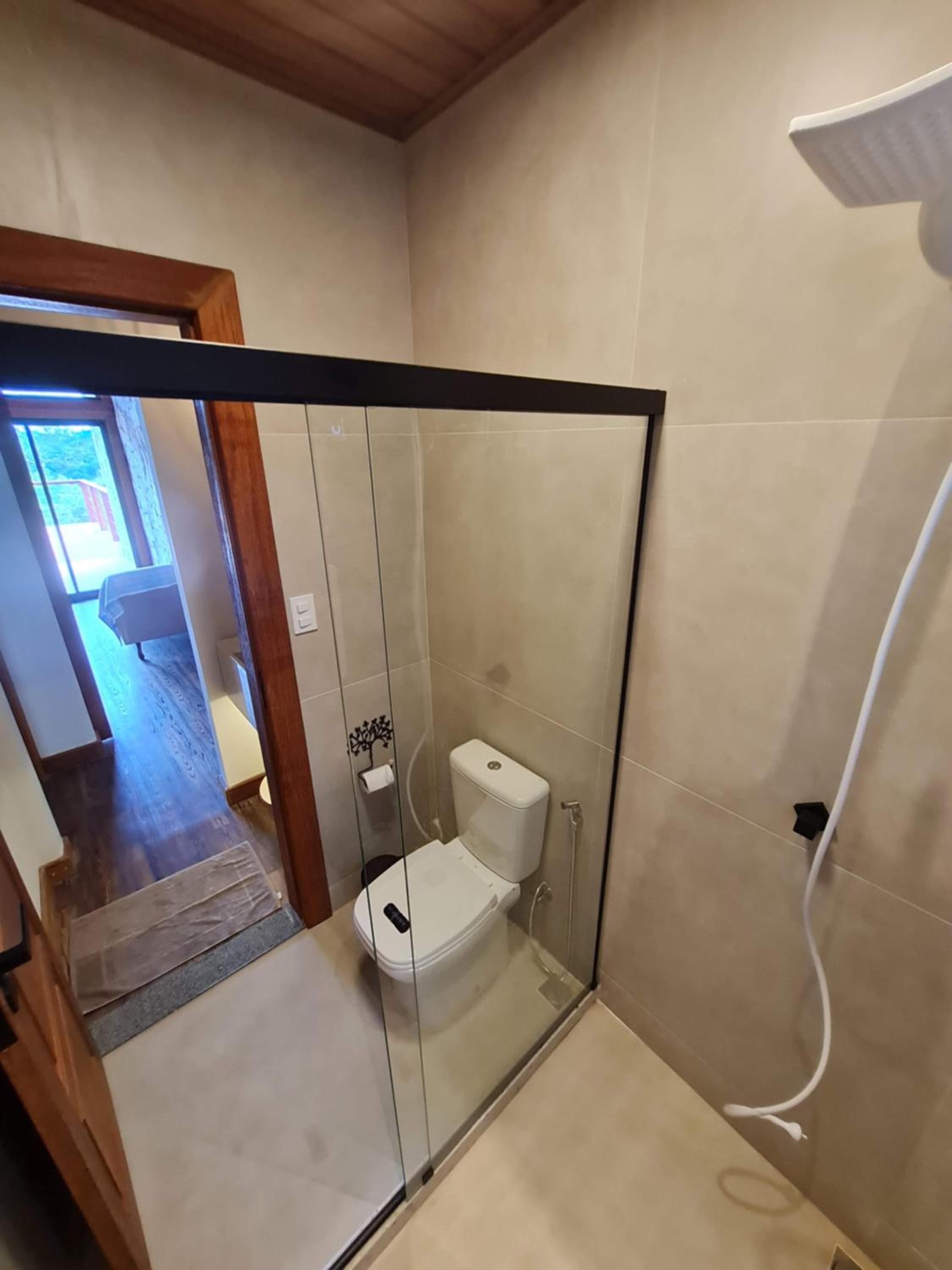 Linda Casa de Campo com Piscina na Rota dos Ipês