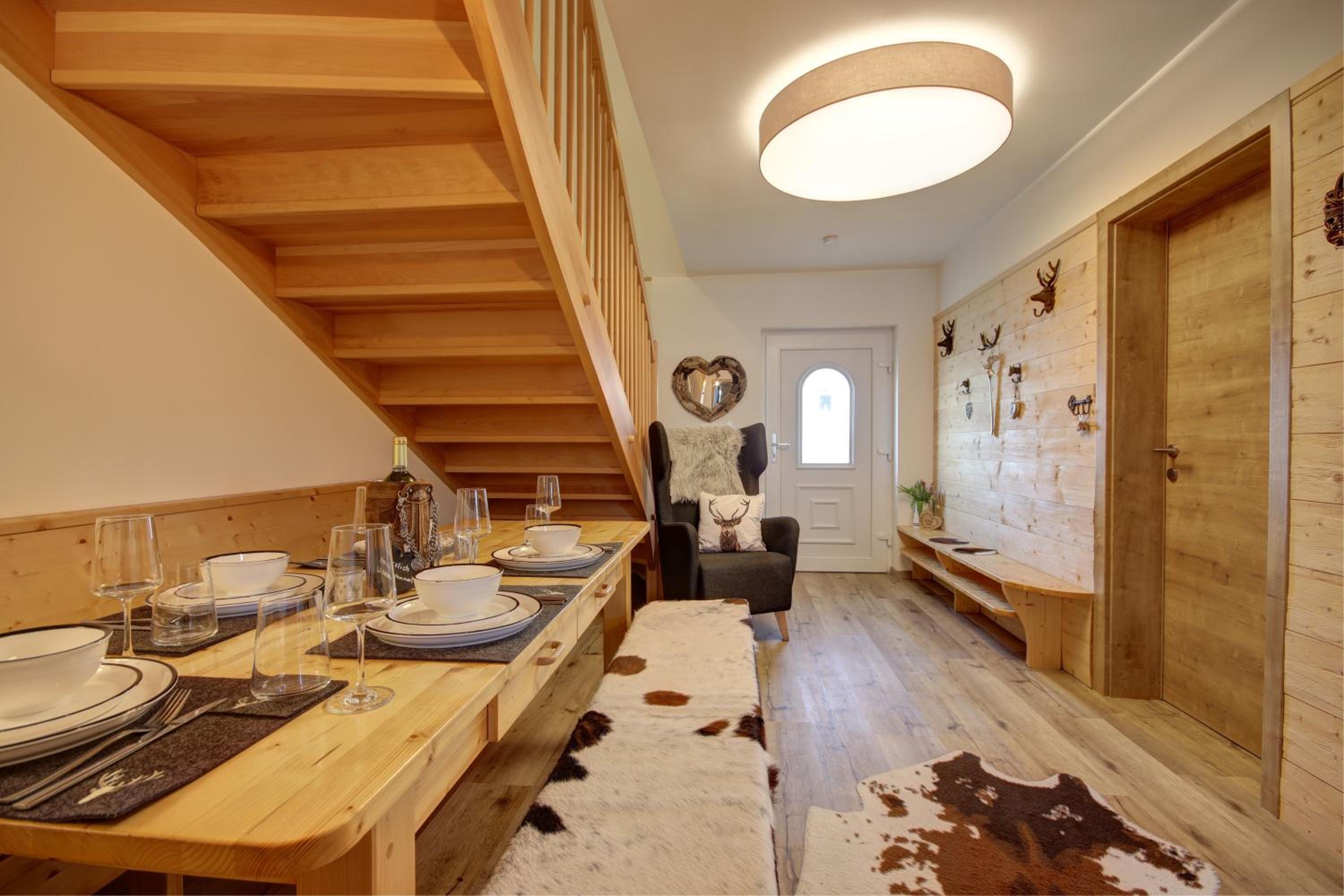 Chalet Charivari Inzell mit Whirlpool, Sauna & Garten