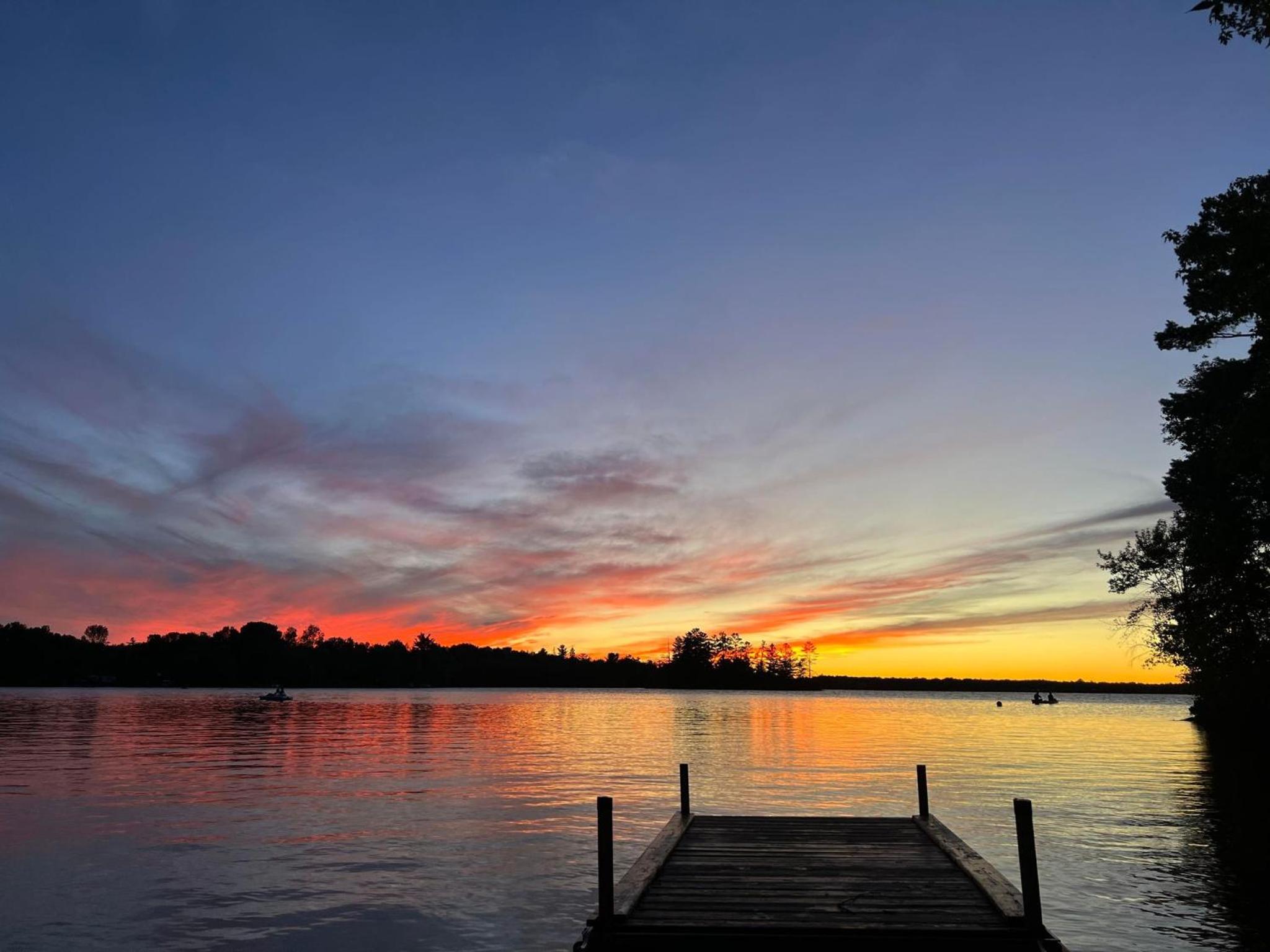 Lakepoint Cottage Resort