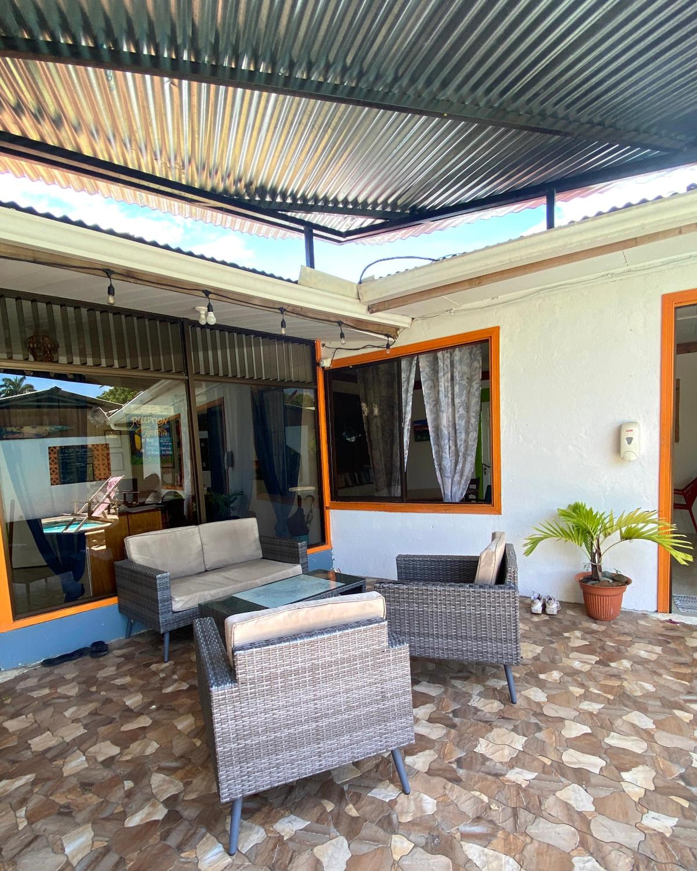 Cabinas Cahuita
