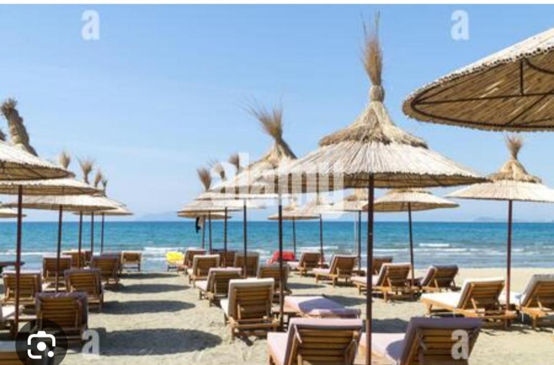 Studio by the beach - Vlore