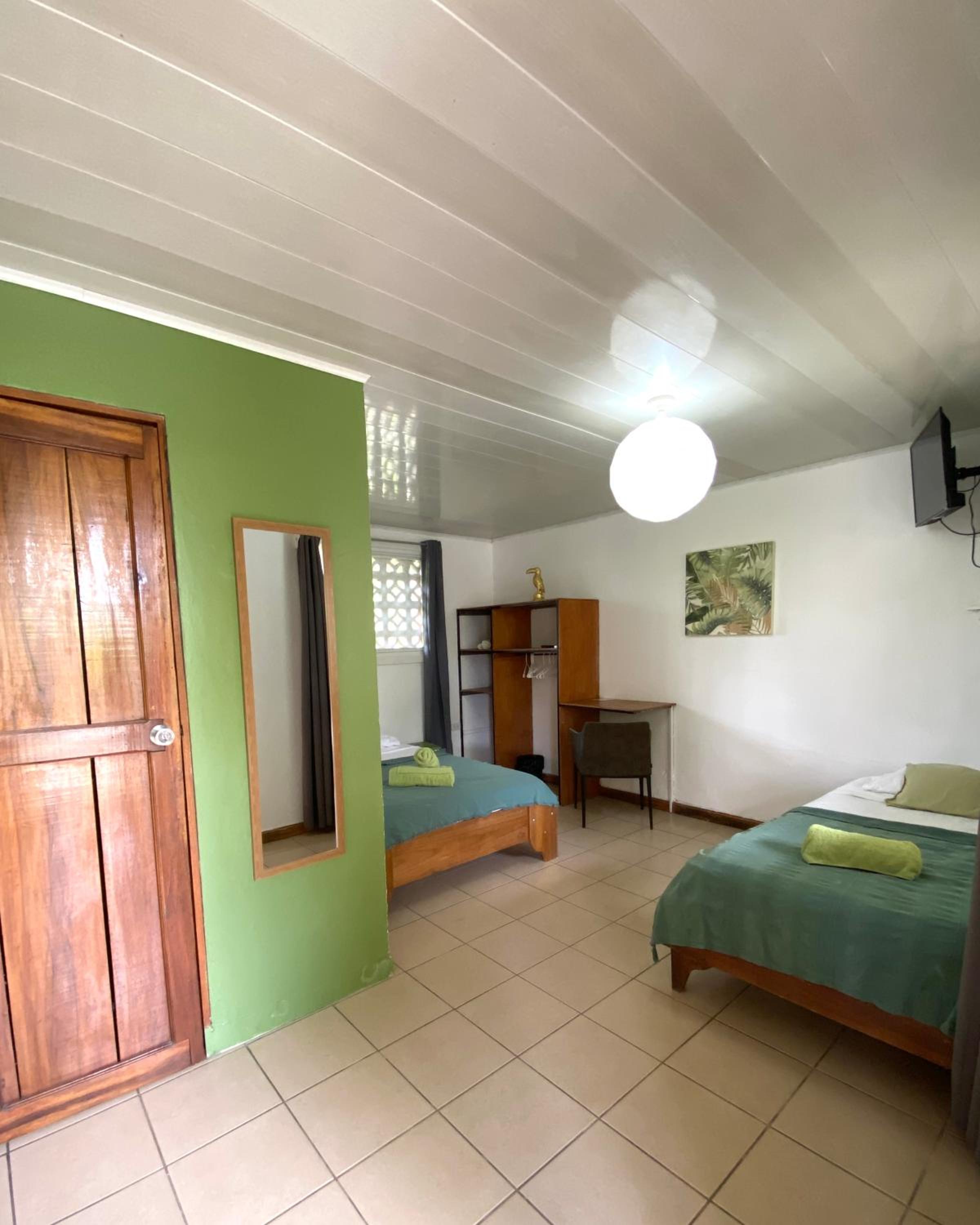 Cabinas Cahuita
