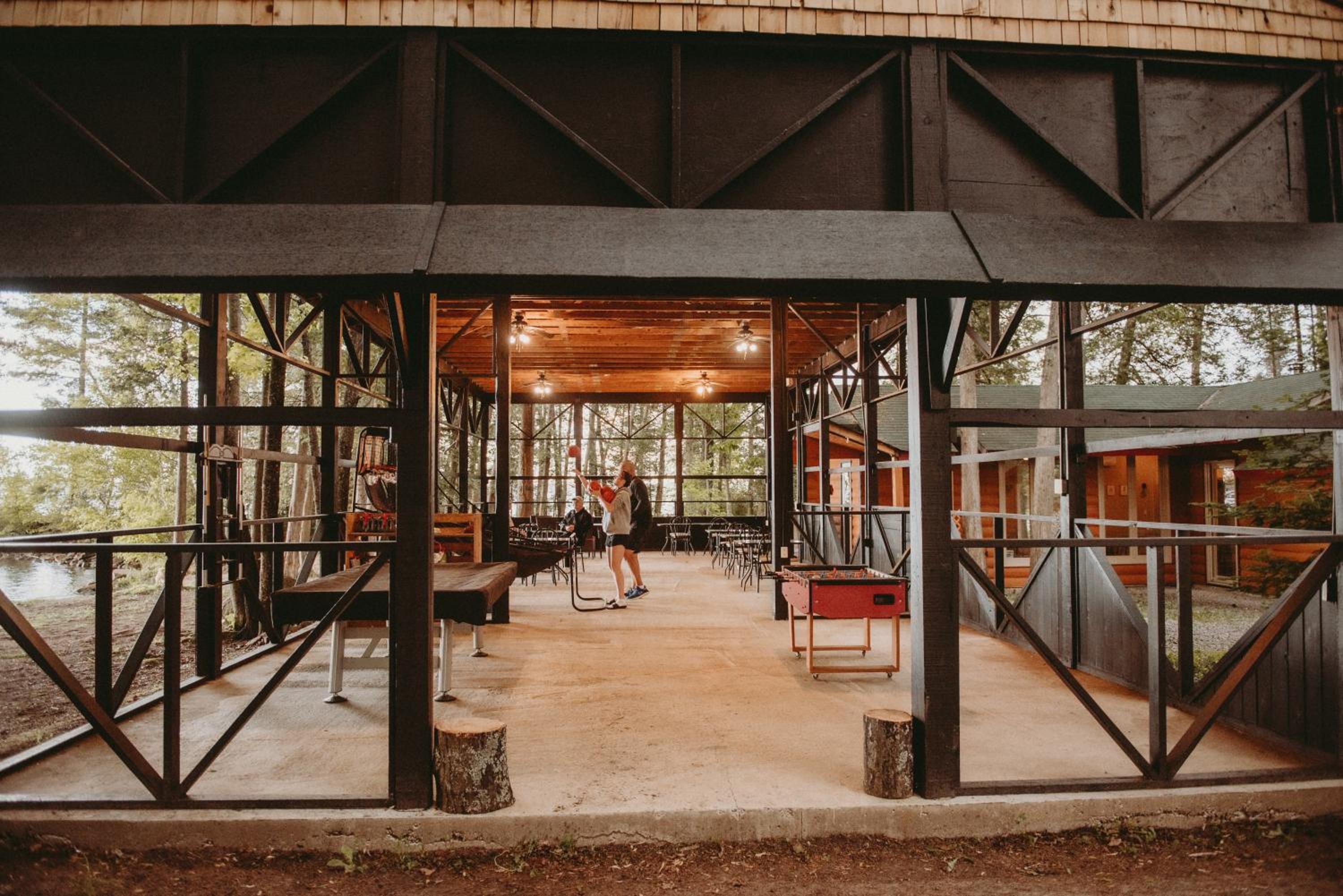 Lakepoint Cottage Resort