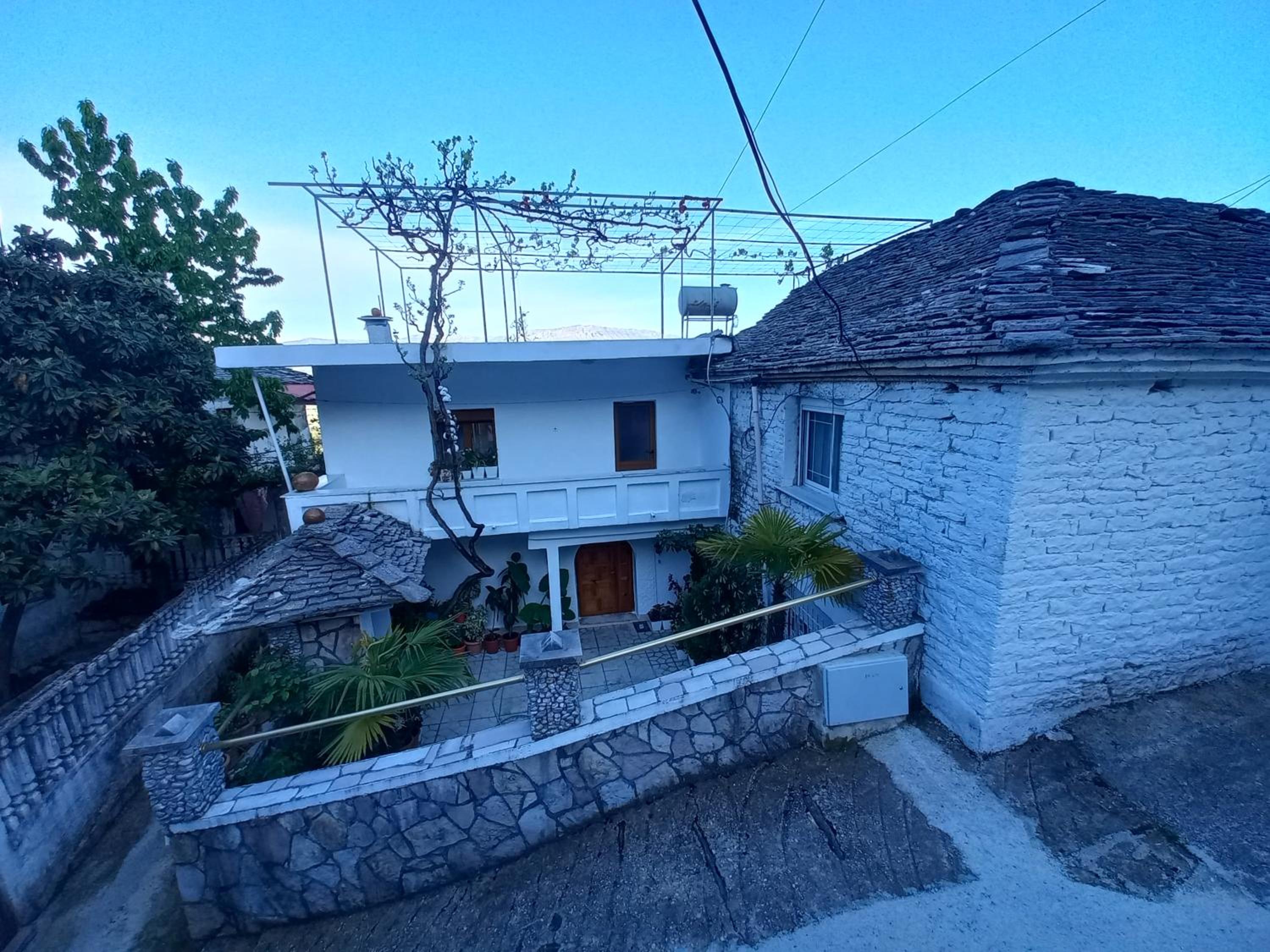 Sokolli Guest House