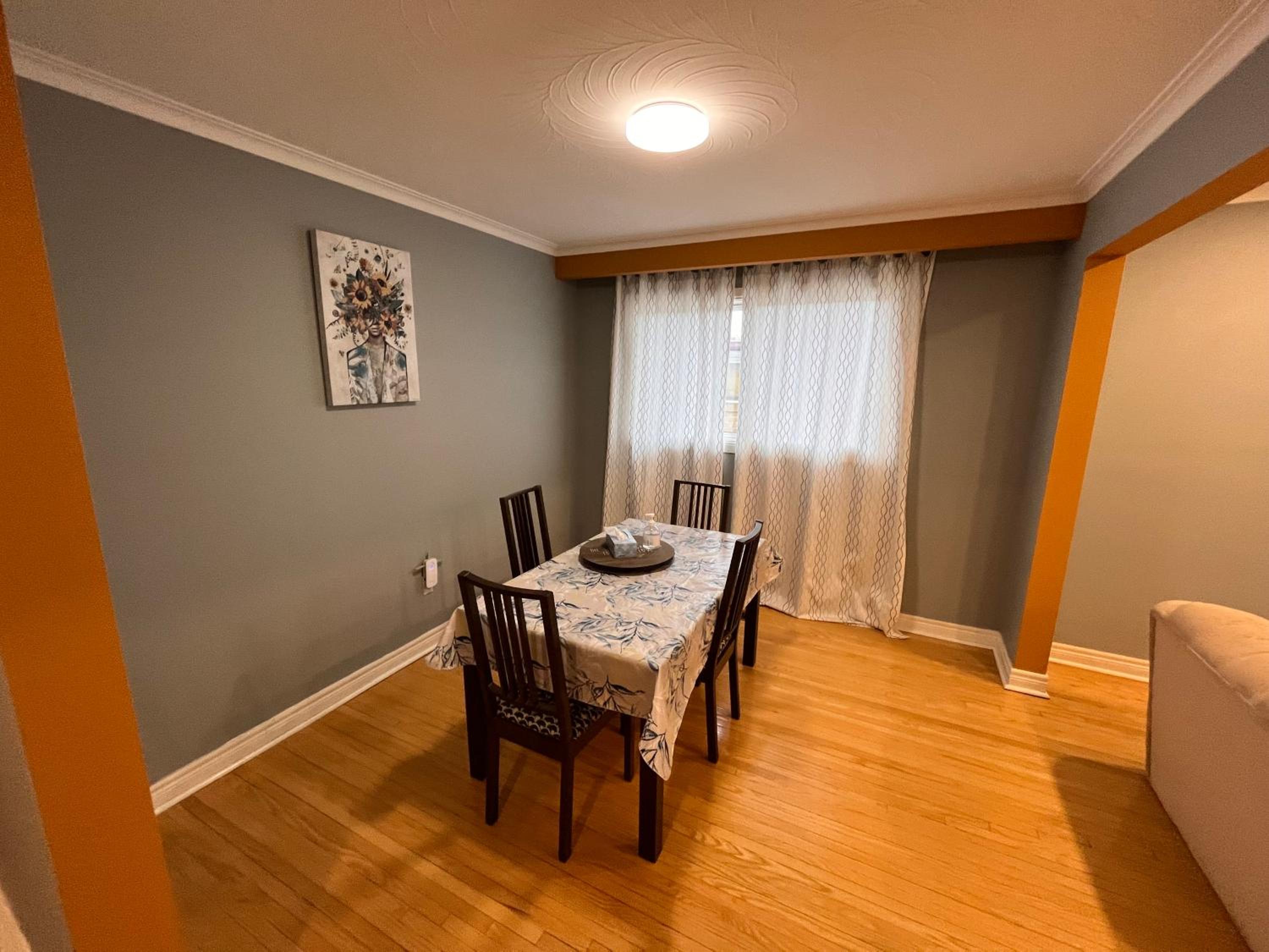 IKONSTAY Harmony Private Room Toronto