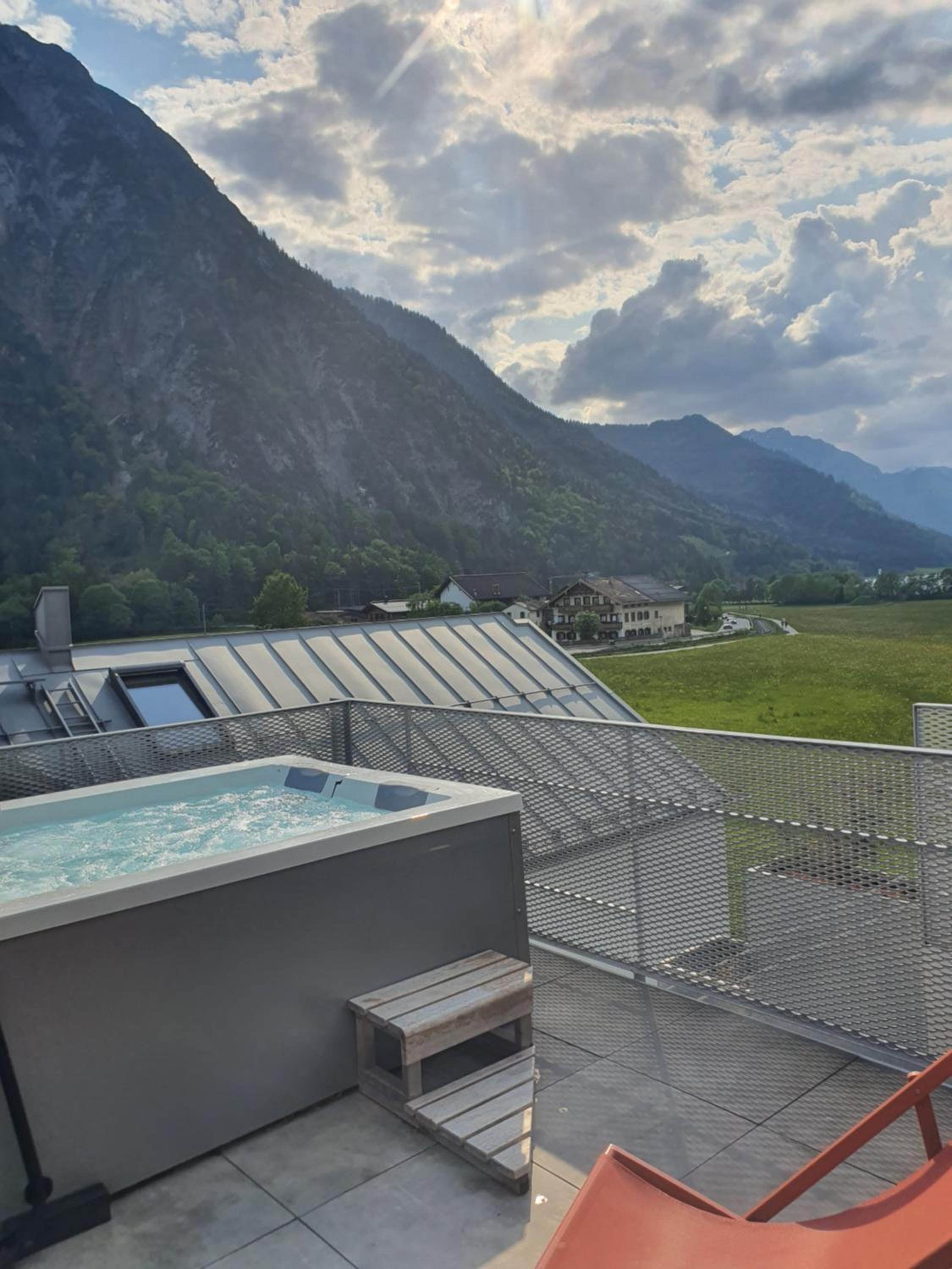 Modern Alpine Penthouse with Lake View